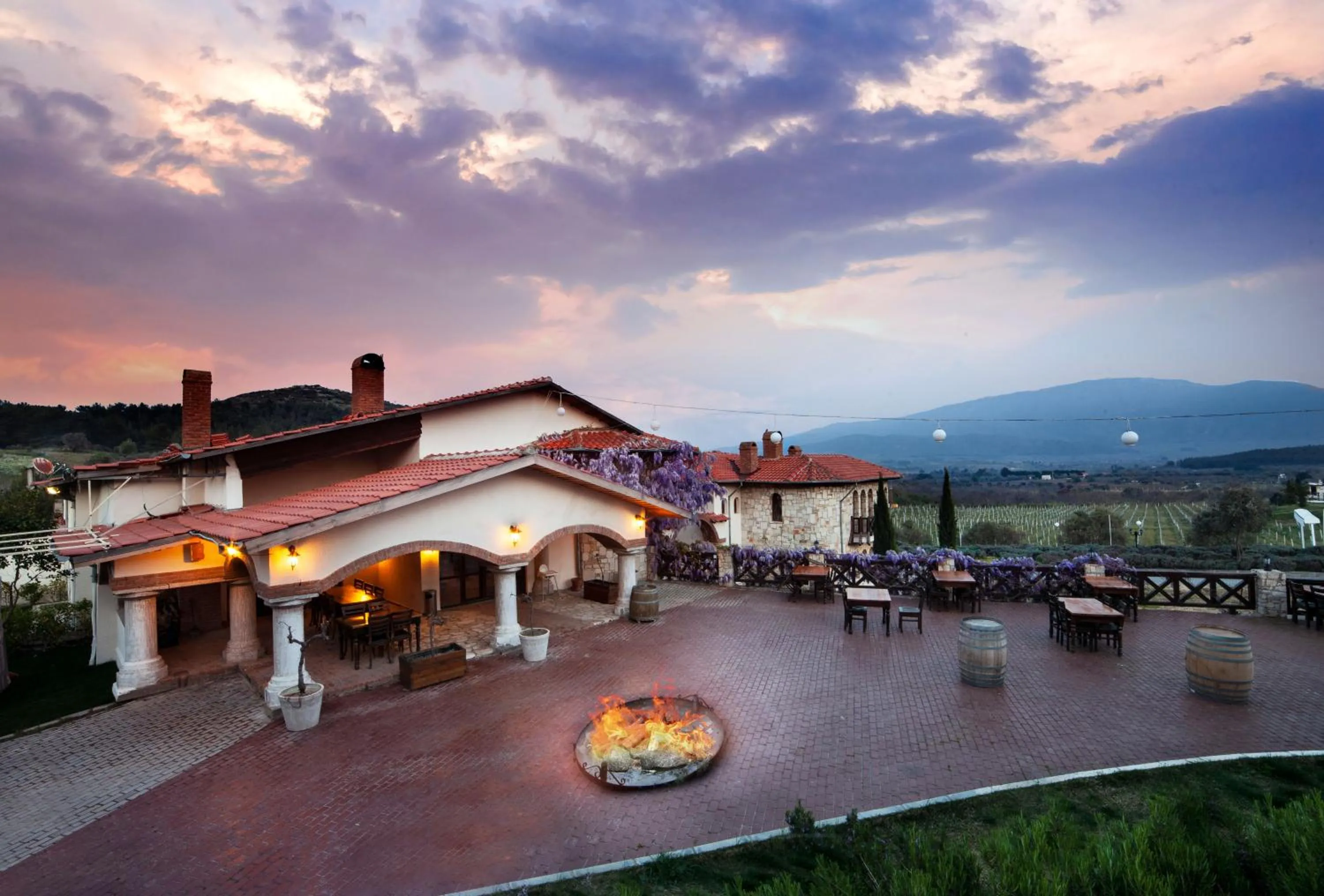 Sunset in VINIFERA VINEYARDS HOTEL