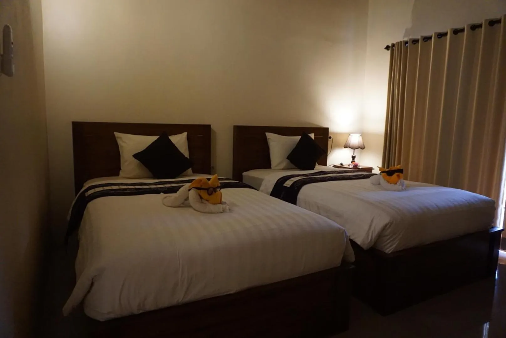 Bedroom, Bed in Kubu Artha Bungalow Nusa Penida