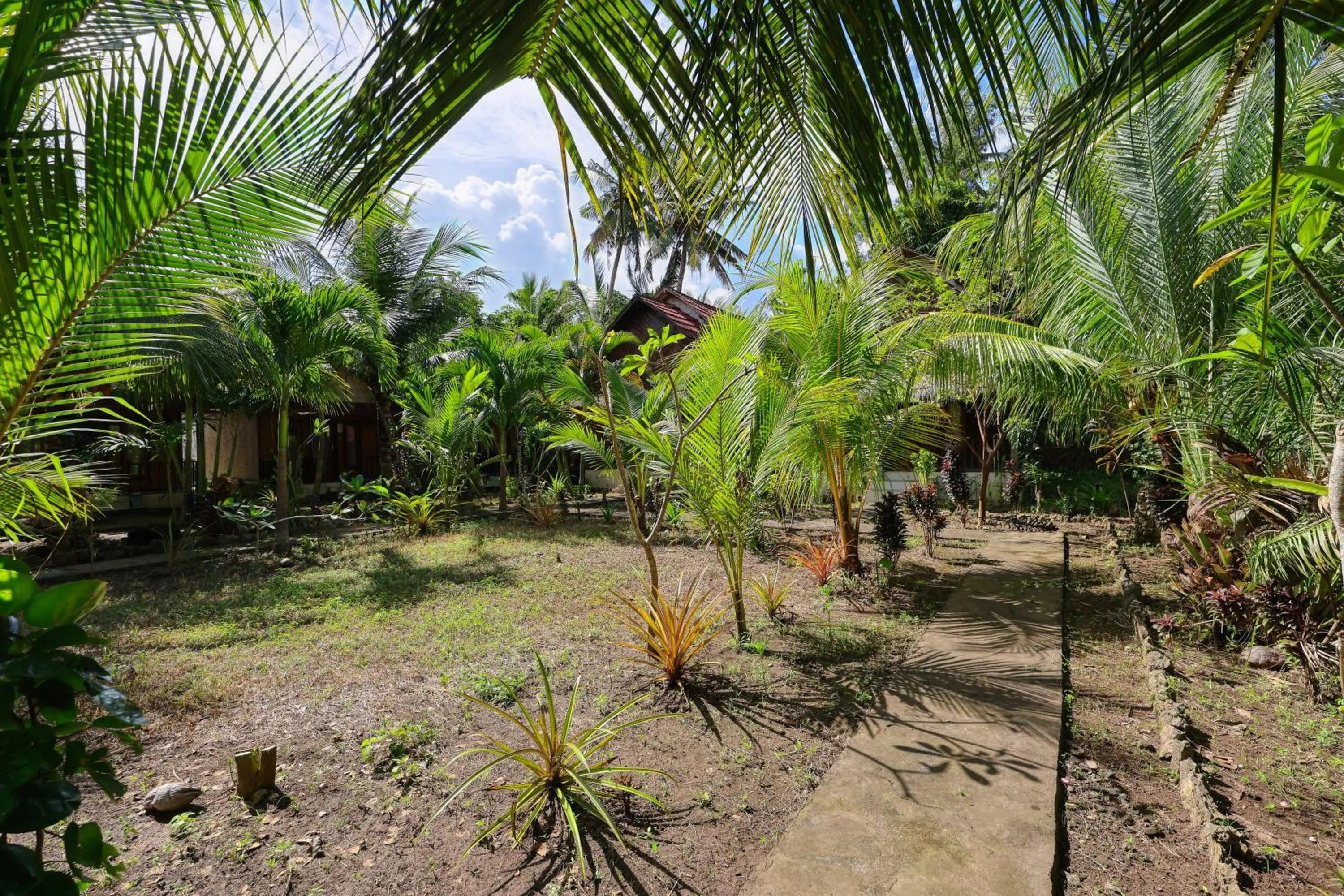 Garden in Kubu Artha Bungalow Nusa Penida