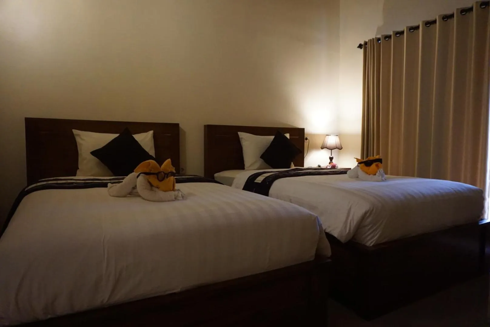 Bedroom, Bed in Kubu Artha Bungalow Nusa Penida