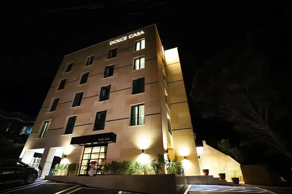 Facade/entrance in Namyangju Bukhangang dolcecasa hotel Facade/entrance in Namyangju Bukhangang dolcecasa hotel