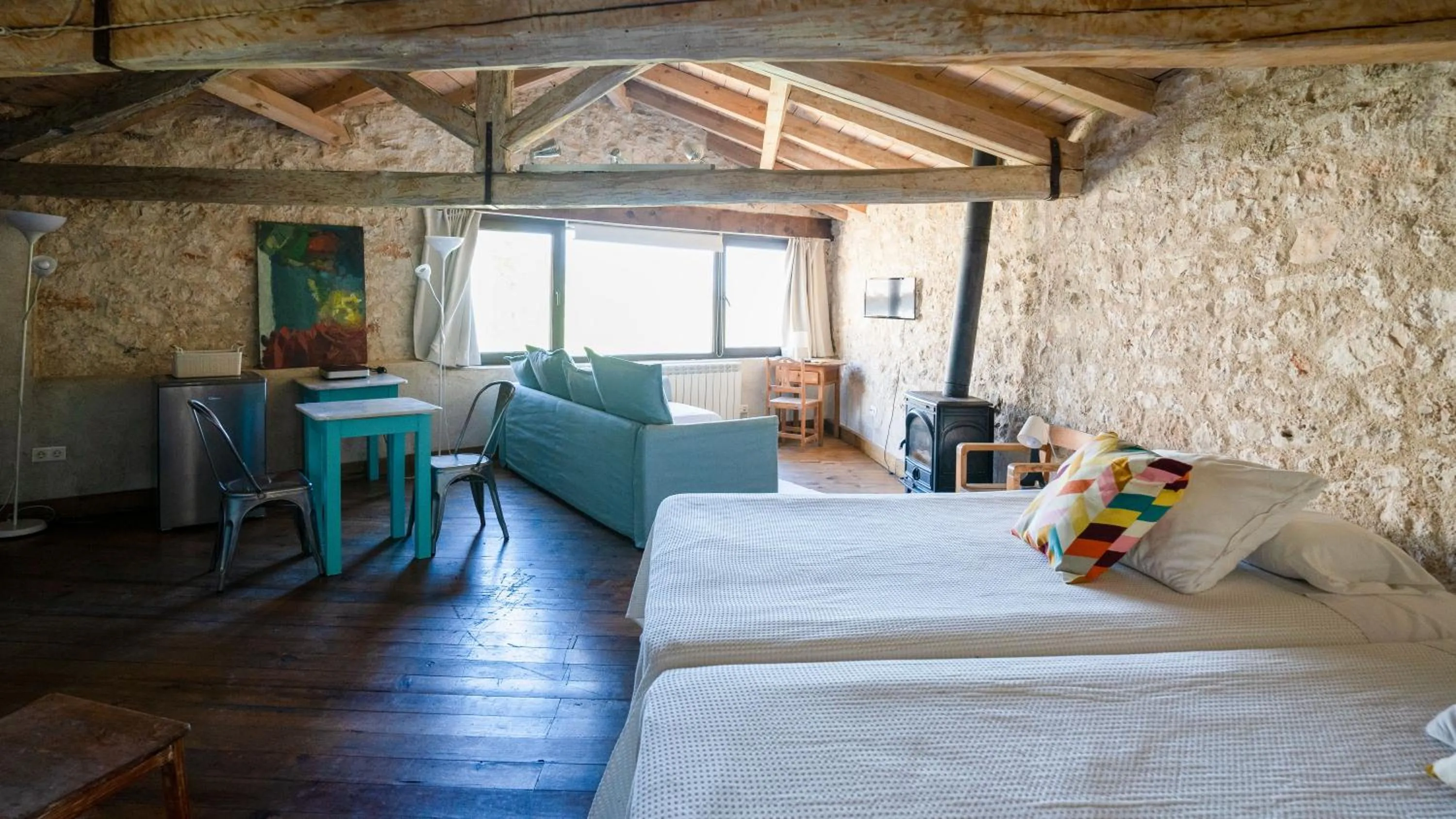Kitchen or kitchenette, Bed in Casa Rural La Chocolateria