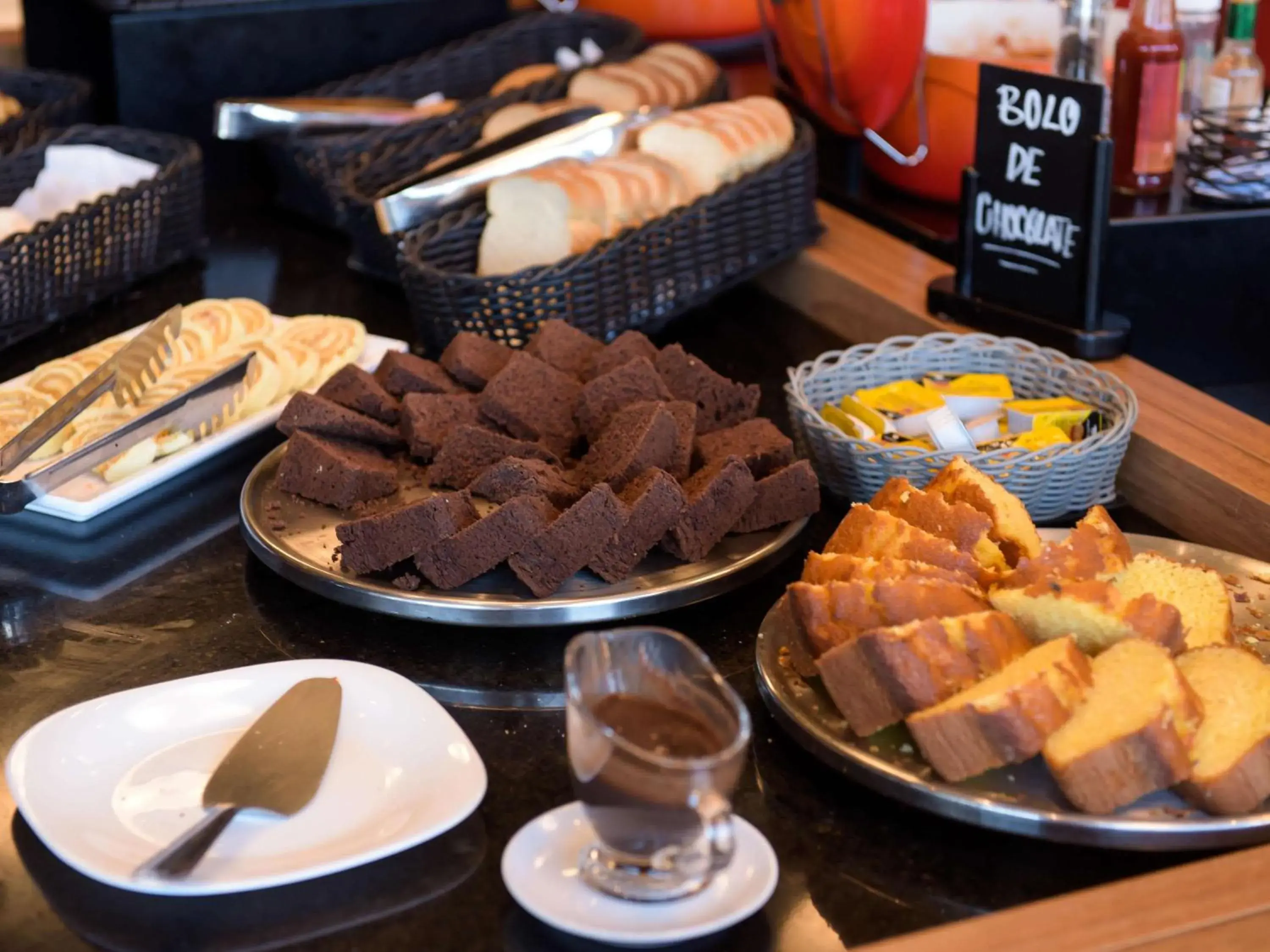 Restaurant/places to eat in Hotel Ibis Tatui Restaurant/places to eat in Hotel Ibis Tatui
