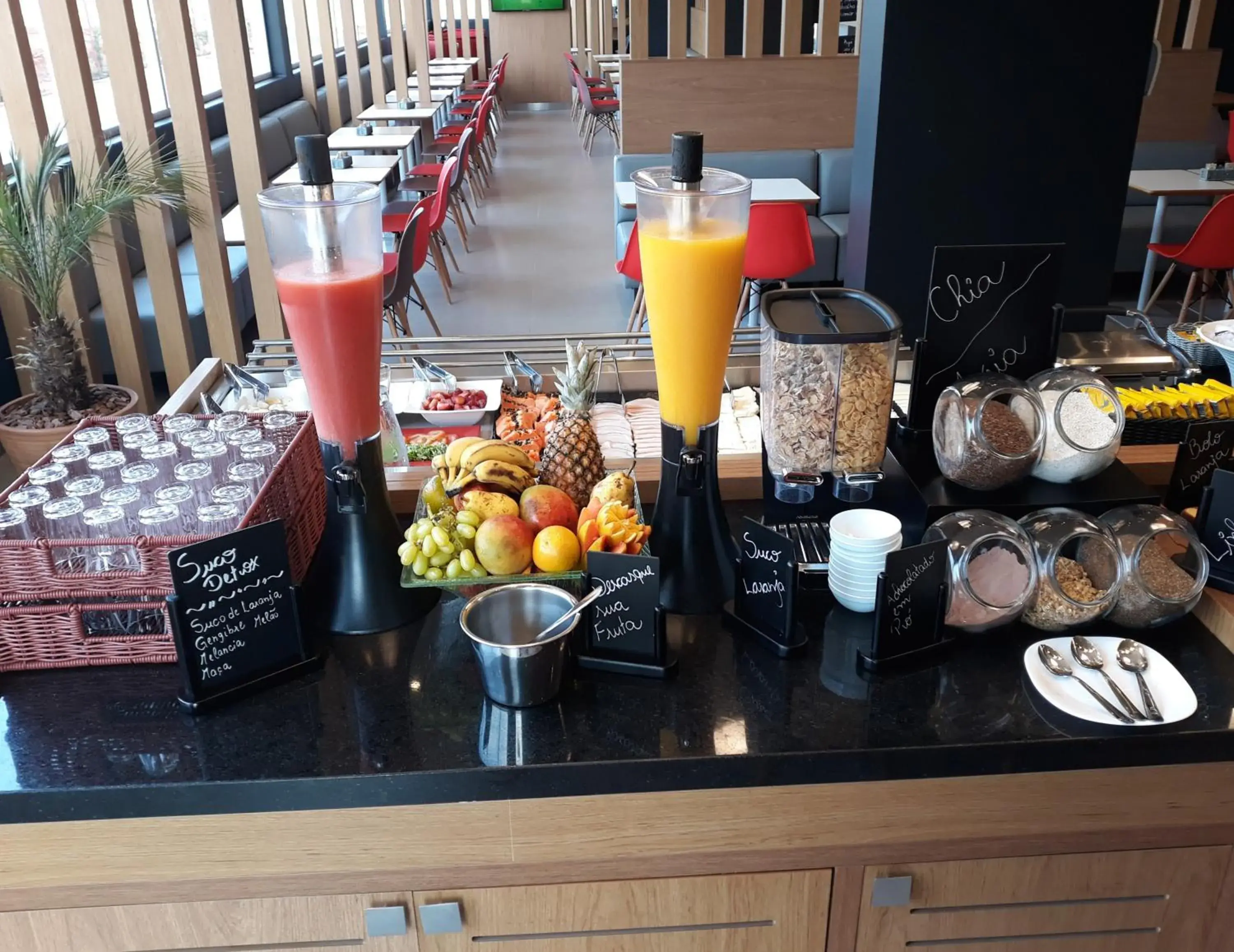 Restaurant/places to eat in Hotel Ibis Tatui Restaurant/places to eat in Hotel Ibis Tatui