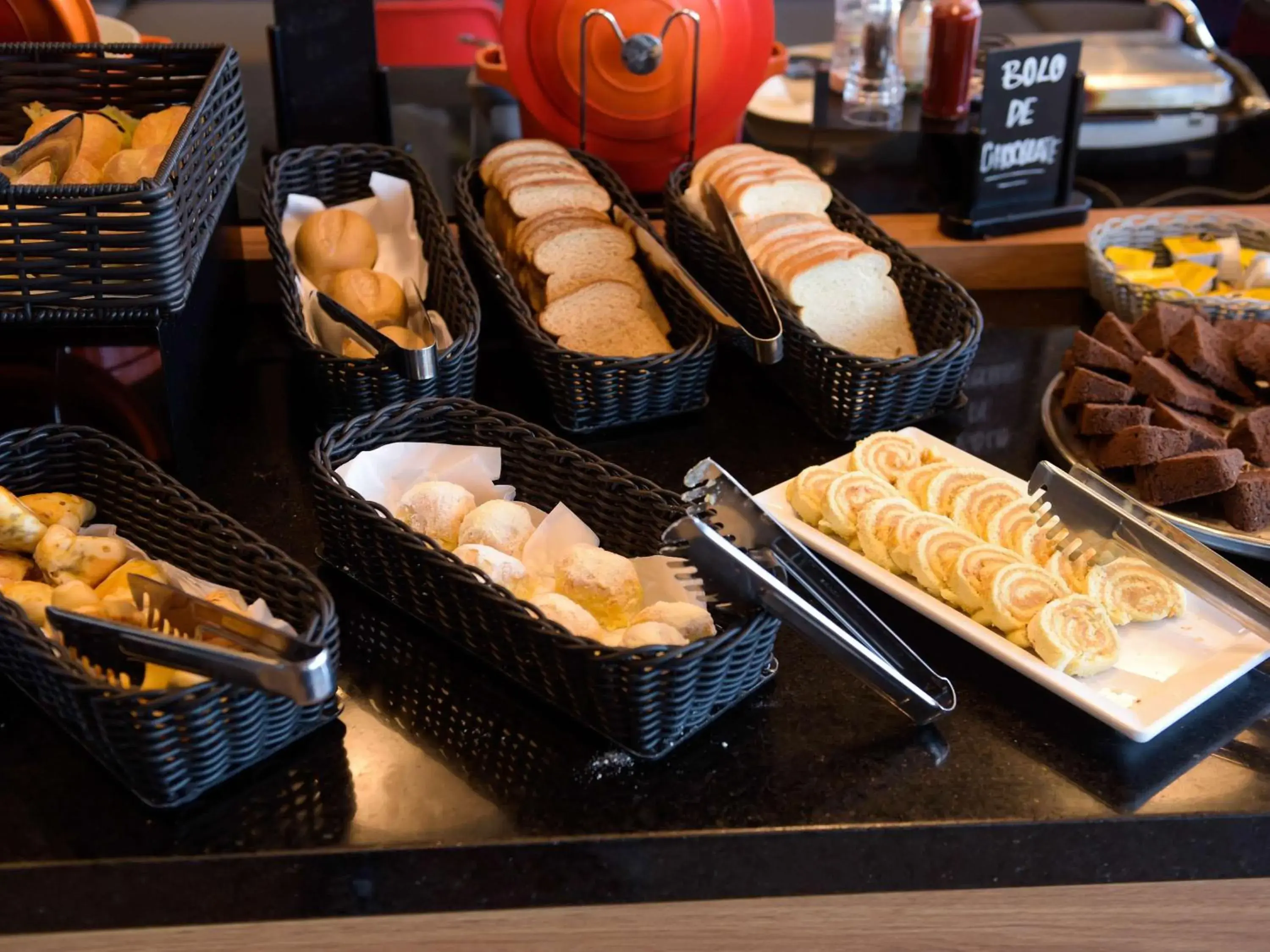 Restaurant/places to eat in Hotel Ibis Tatui Restaurant/places to eat in Hotel Ibis Tatui