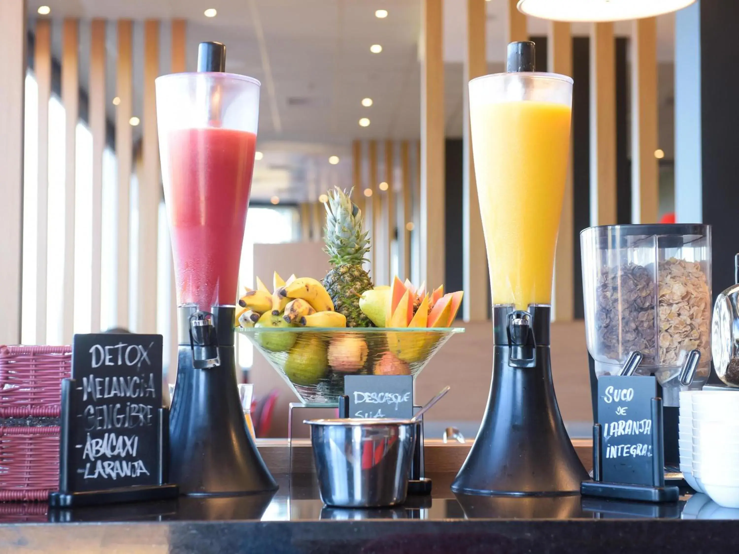 Restaurant/places to eat in Hotel Ibis Tatui Restaurant/places to eat in Hotel Ibis Tatui