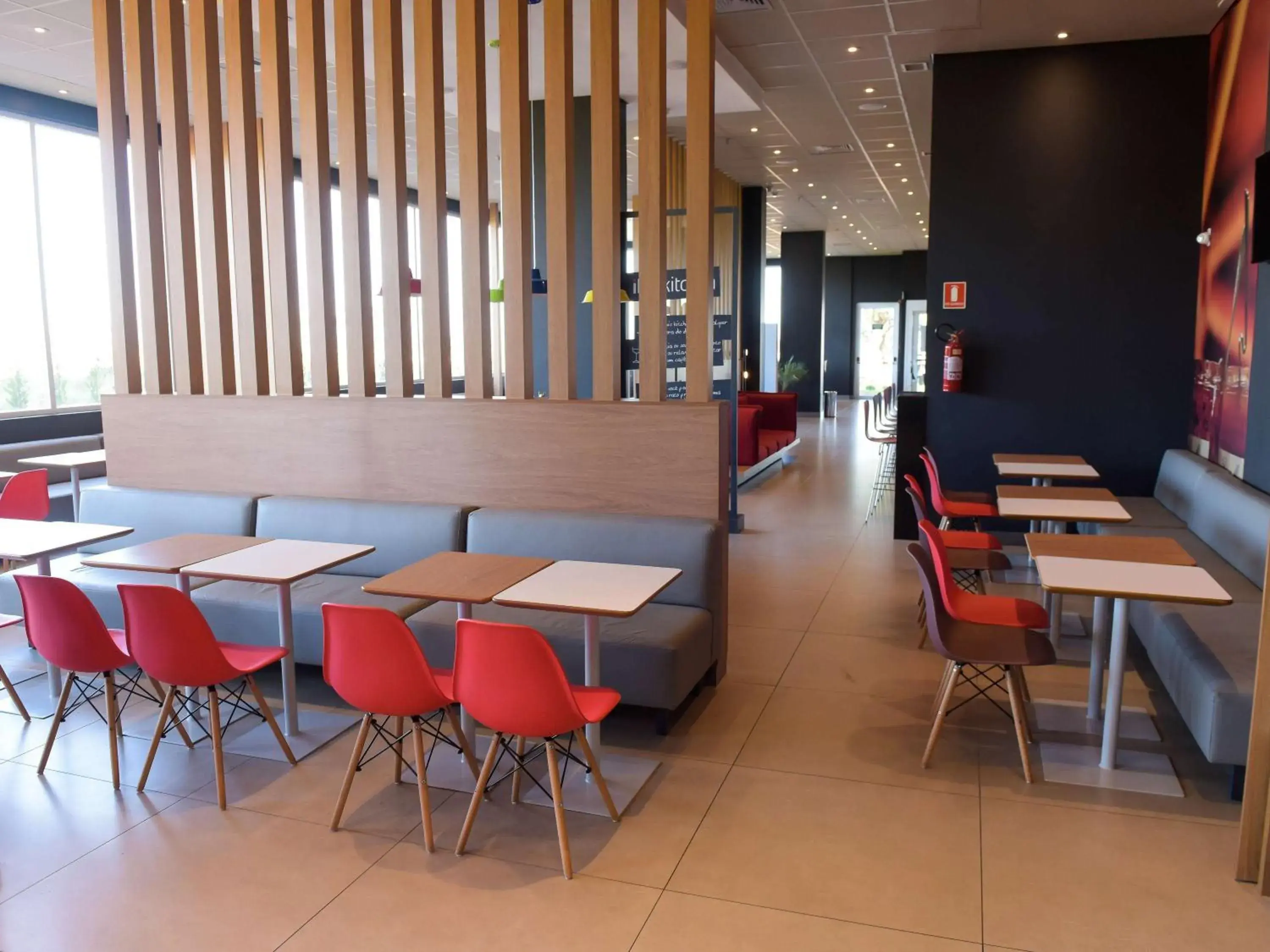 Restaurant/places to eat in Hotel Ibis Tatui Restaurant/places to eat in Hotel Ibis Tatui