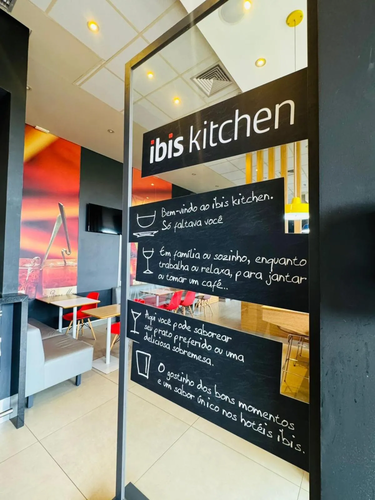 Restaurant/places to eat in ibis Tatui