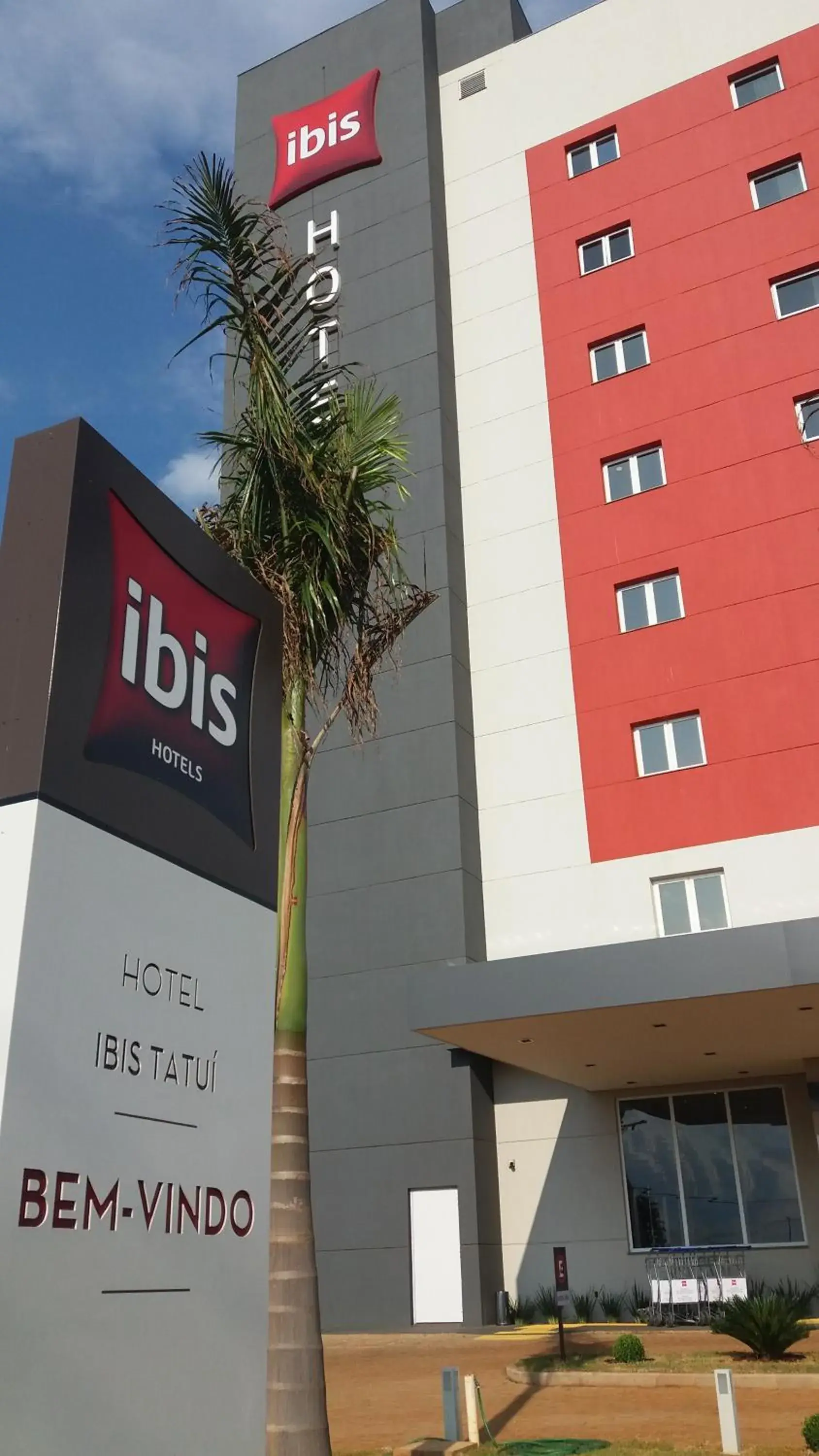 Property building in Hotel Ibis Tatui Property building in Hotel Ibis Tatui