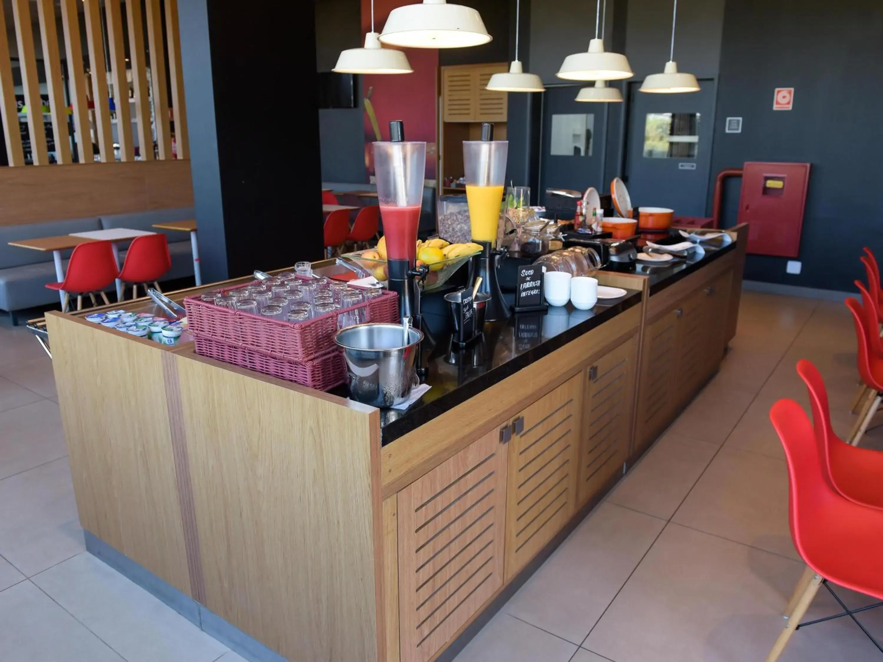 Breakfast in Hotel Ibis Tatui Breakfast in Hotel Ibis Tatui