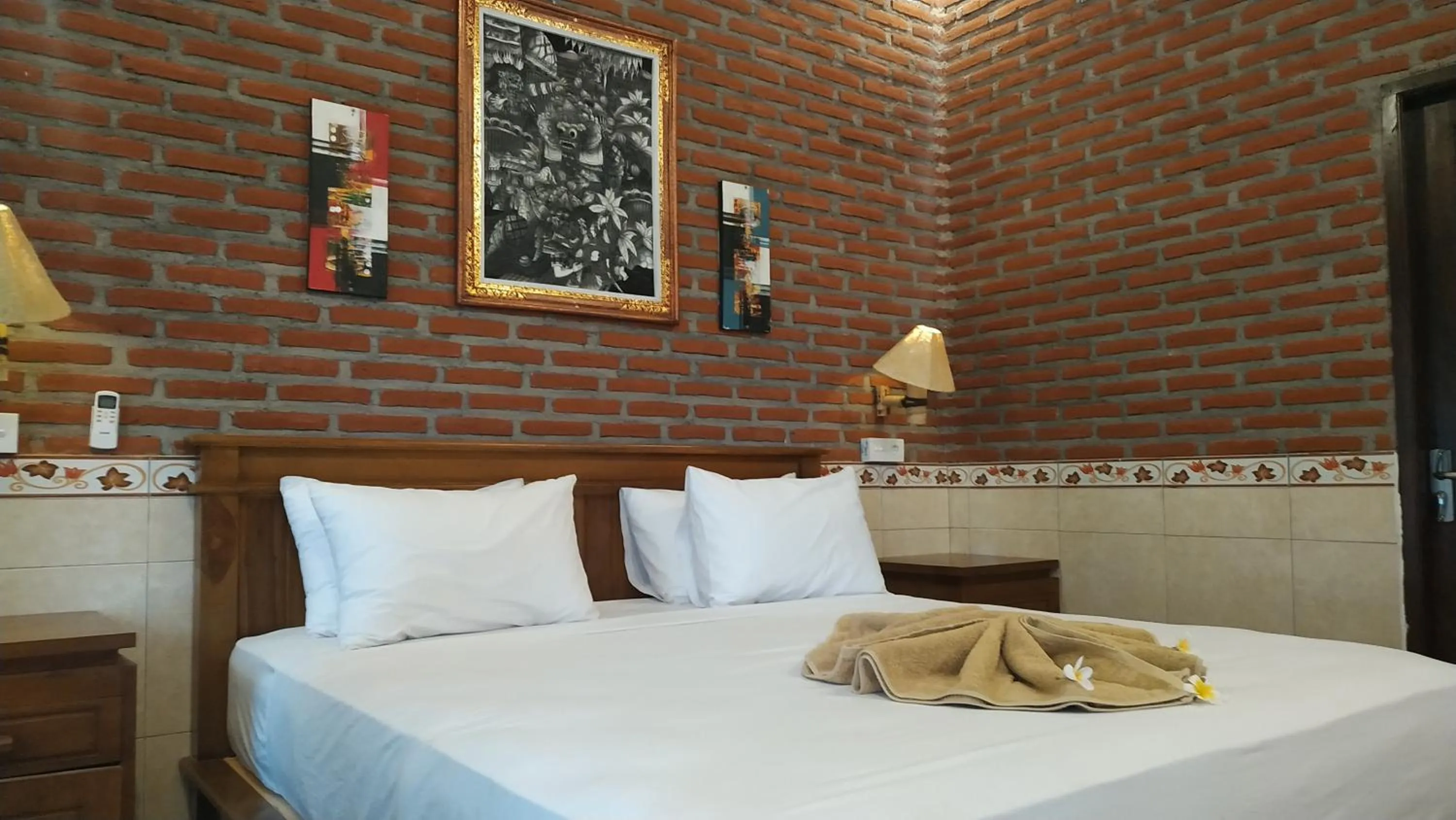 Bedroom, Bed in Eliska Sari Bungalows Sumberkima