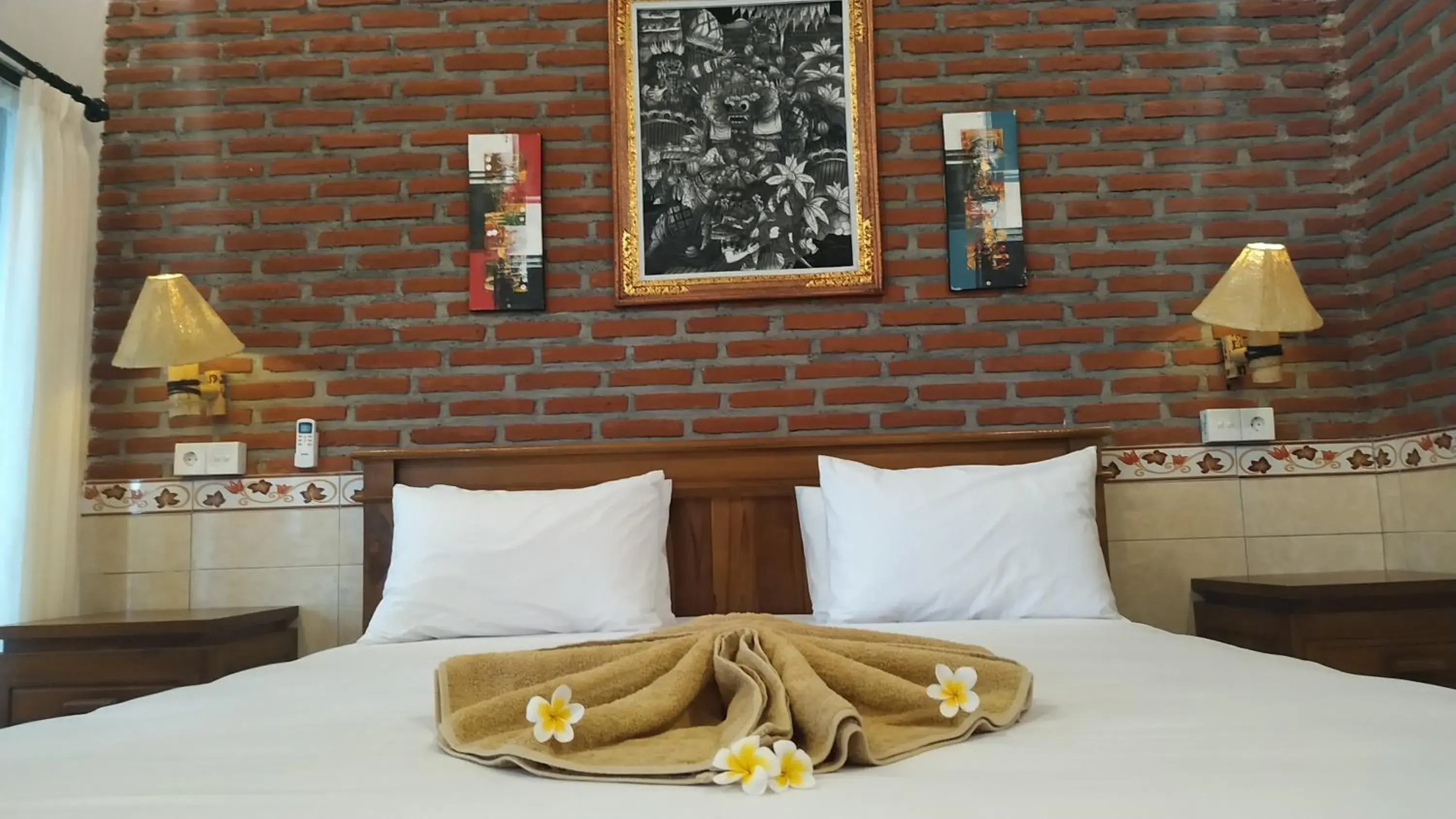 Superior Double or Twin Room with Garden View in Eliska Sari Bungalows Sumberkima Superior Double or Twin Room with Garden View in Eliska Sari Bungalows Sumberkima