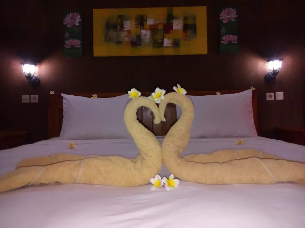 Bed in Eliska Sari Bungalows Sumberkima Bed in Eliska Sari Bungalows Sumberkima