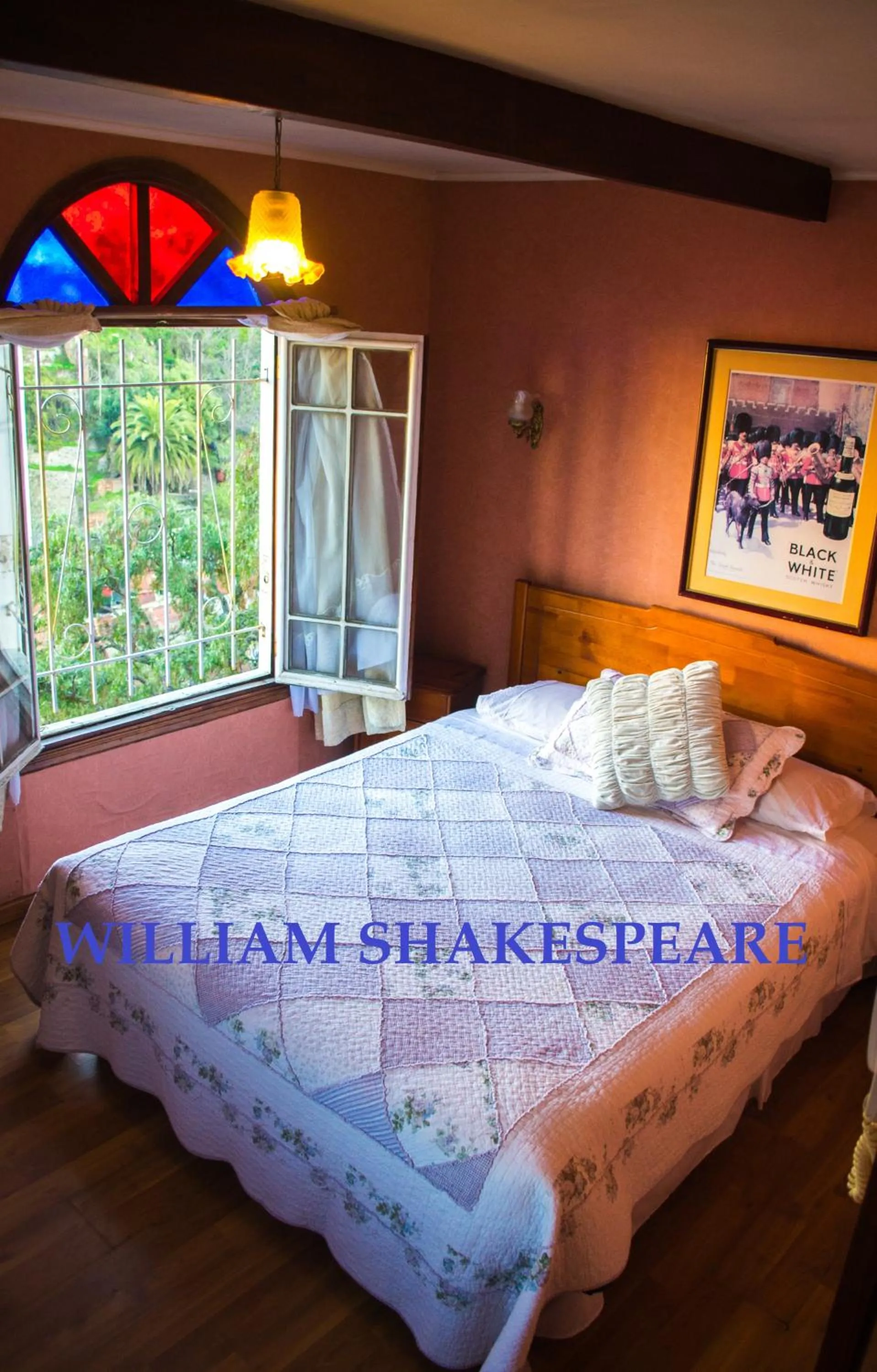 Bed in Hotel Brighton