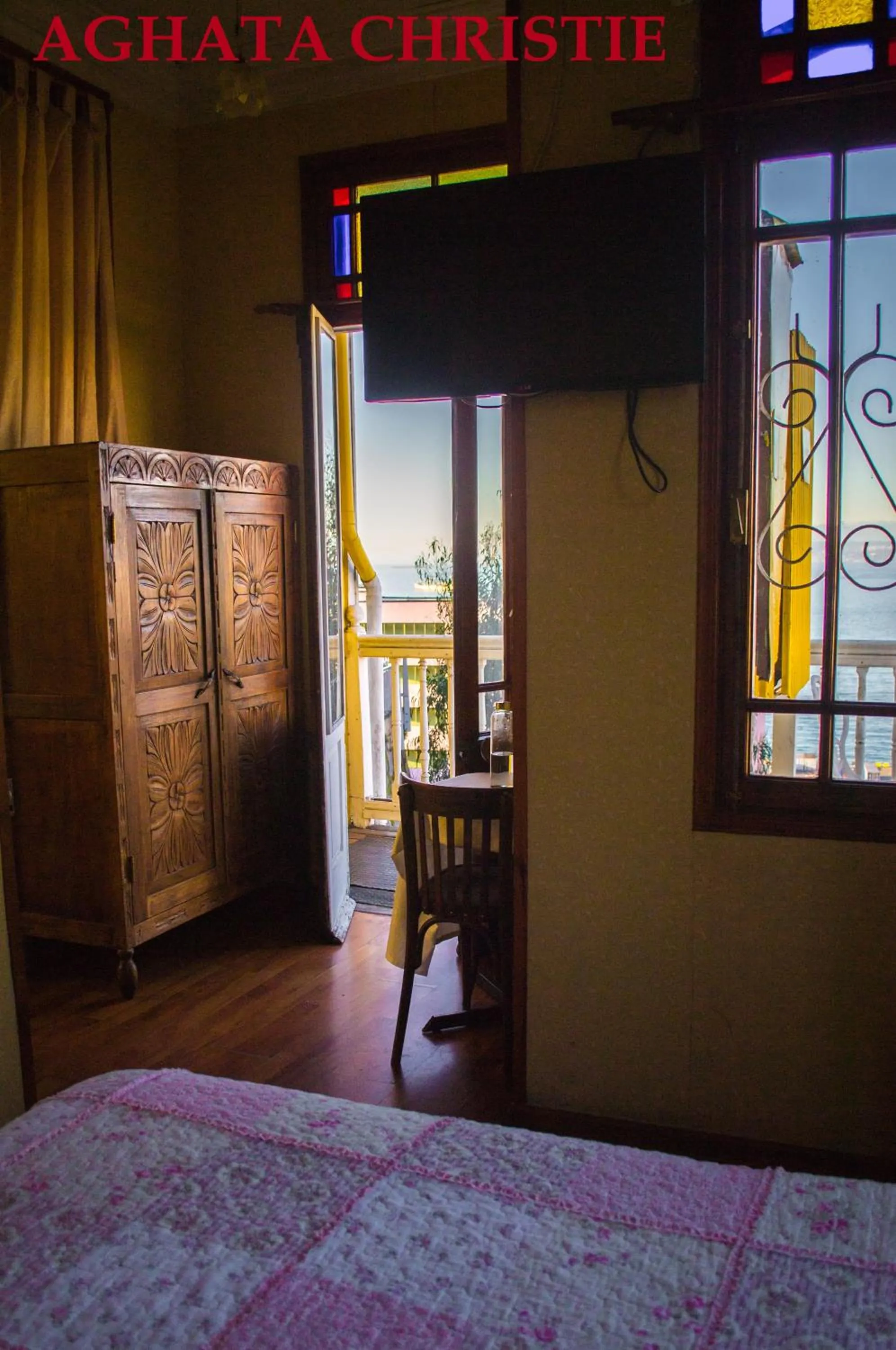 Bed in Hotel Brighton