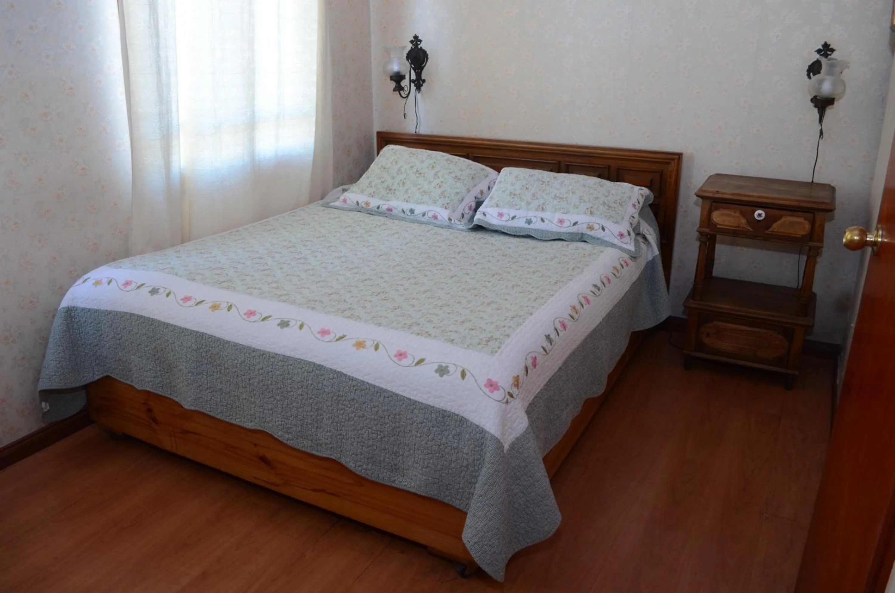 Bedroom, Bed in Hotel Brighton