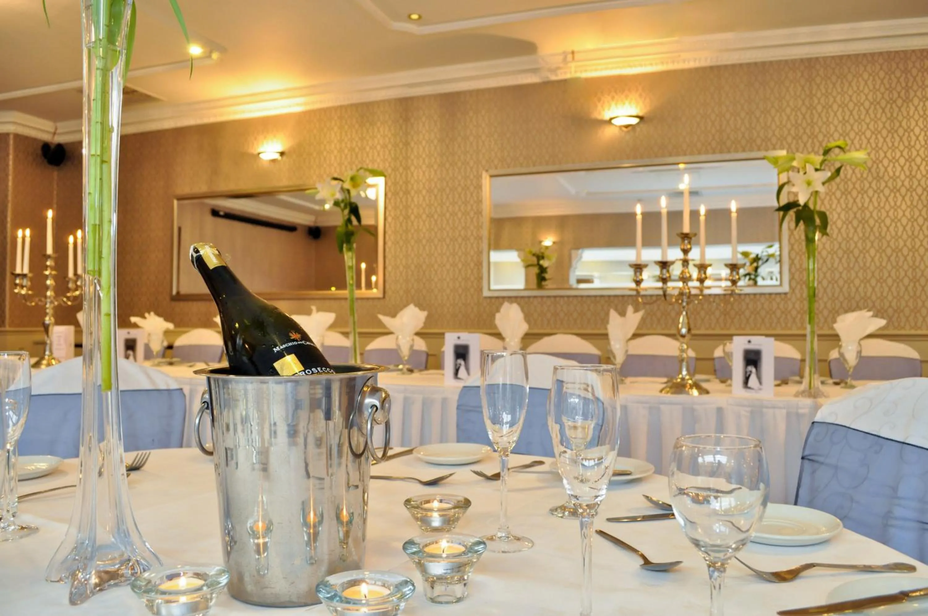 Banquet/Function facilities in Maples House Hotel