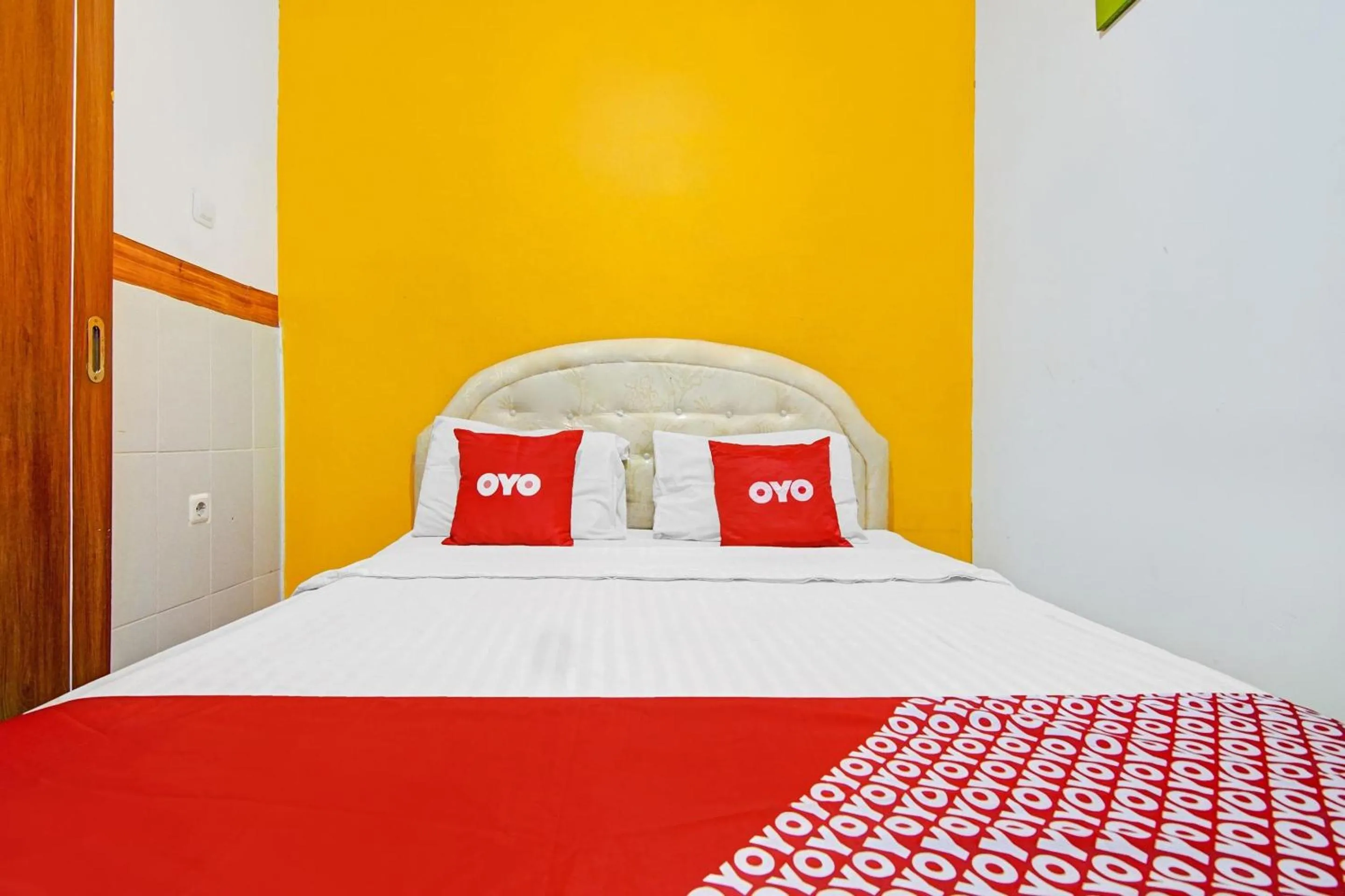 Bedroom, Bed in Hotel O Mall Of Indonesia