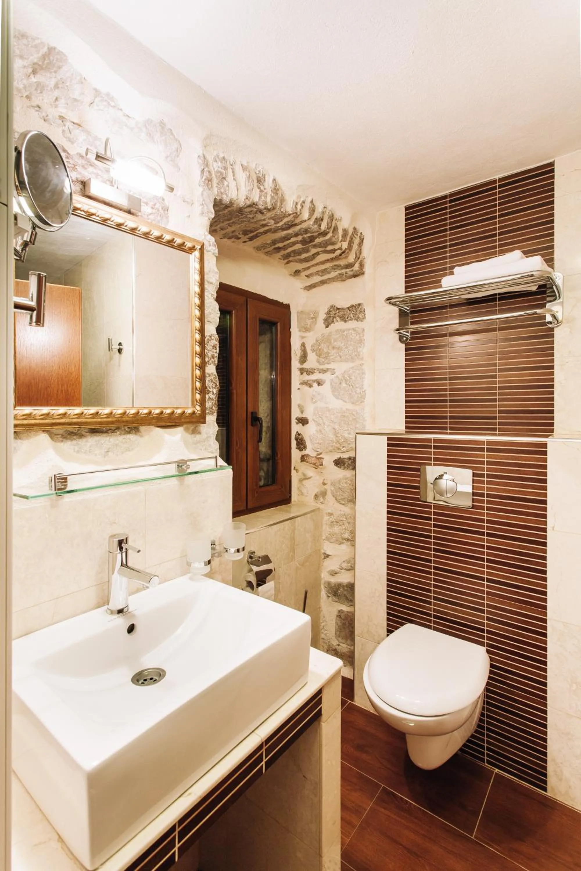 Shower in Hotel Galathea