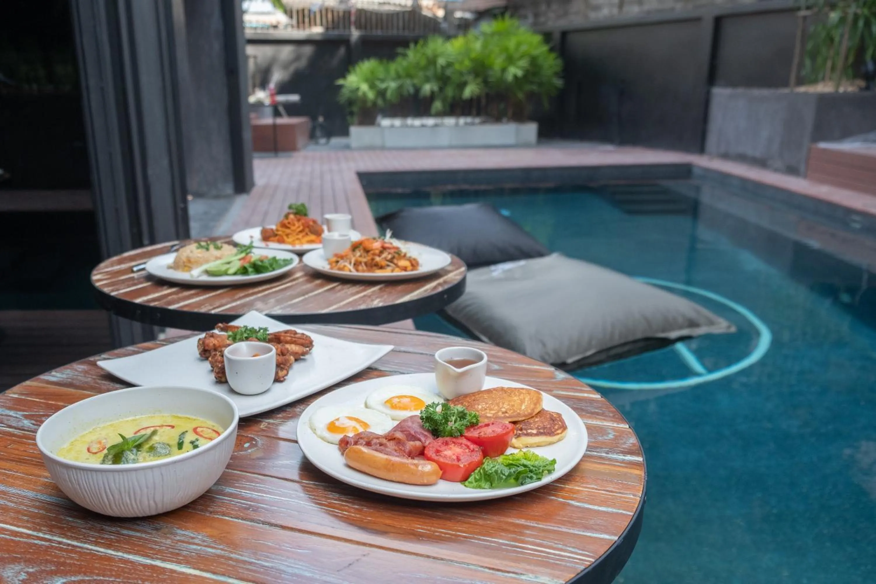 Food close-up in BED STATION Hostel Khaosan