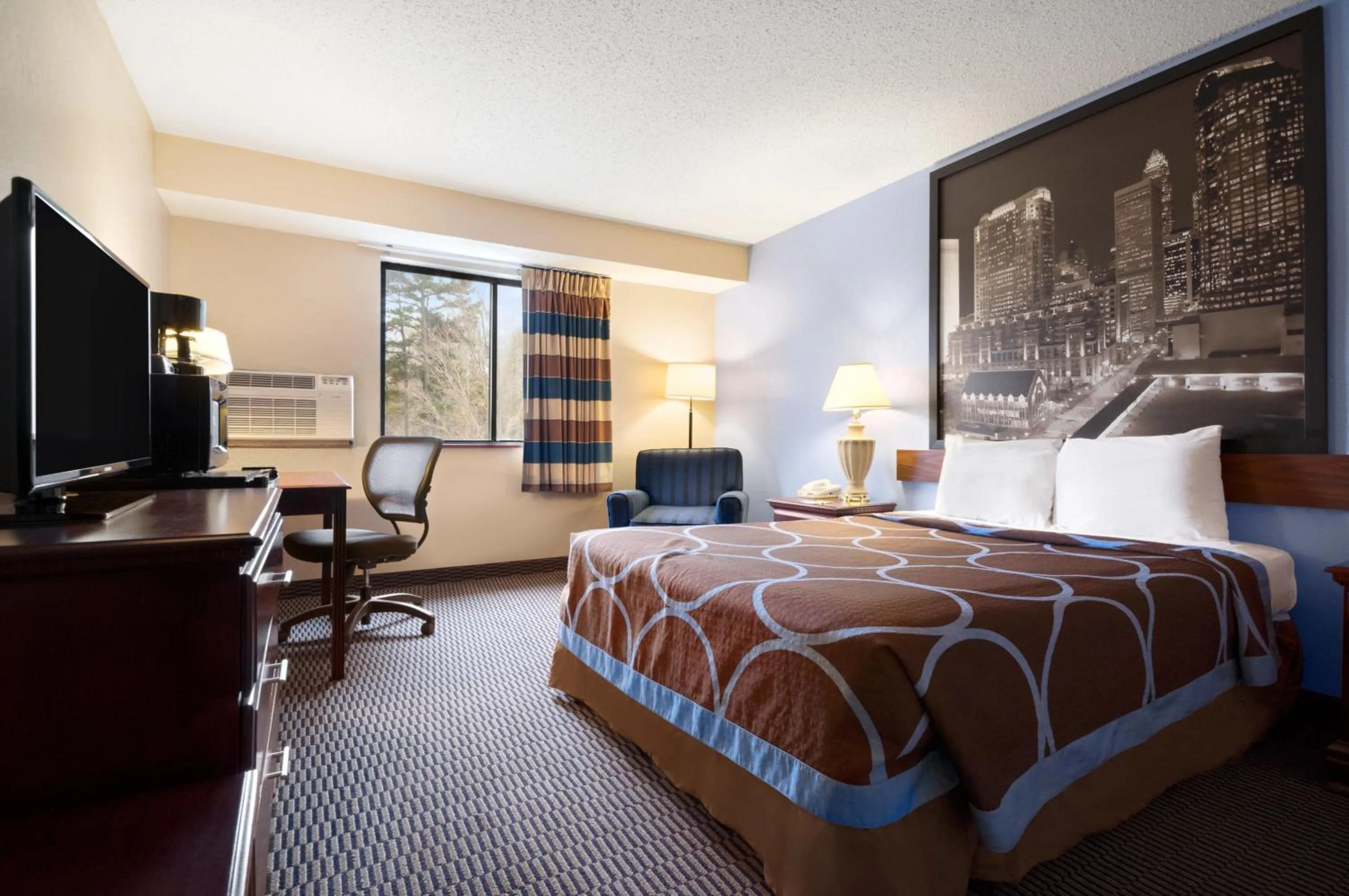 Bedroom, Bed in Super 8 by Wyndham Charlotte University