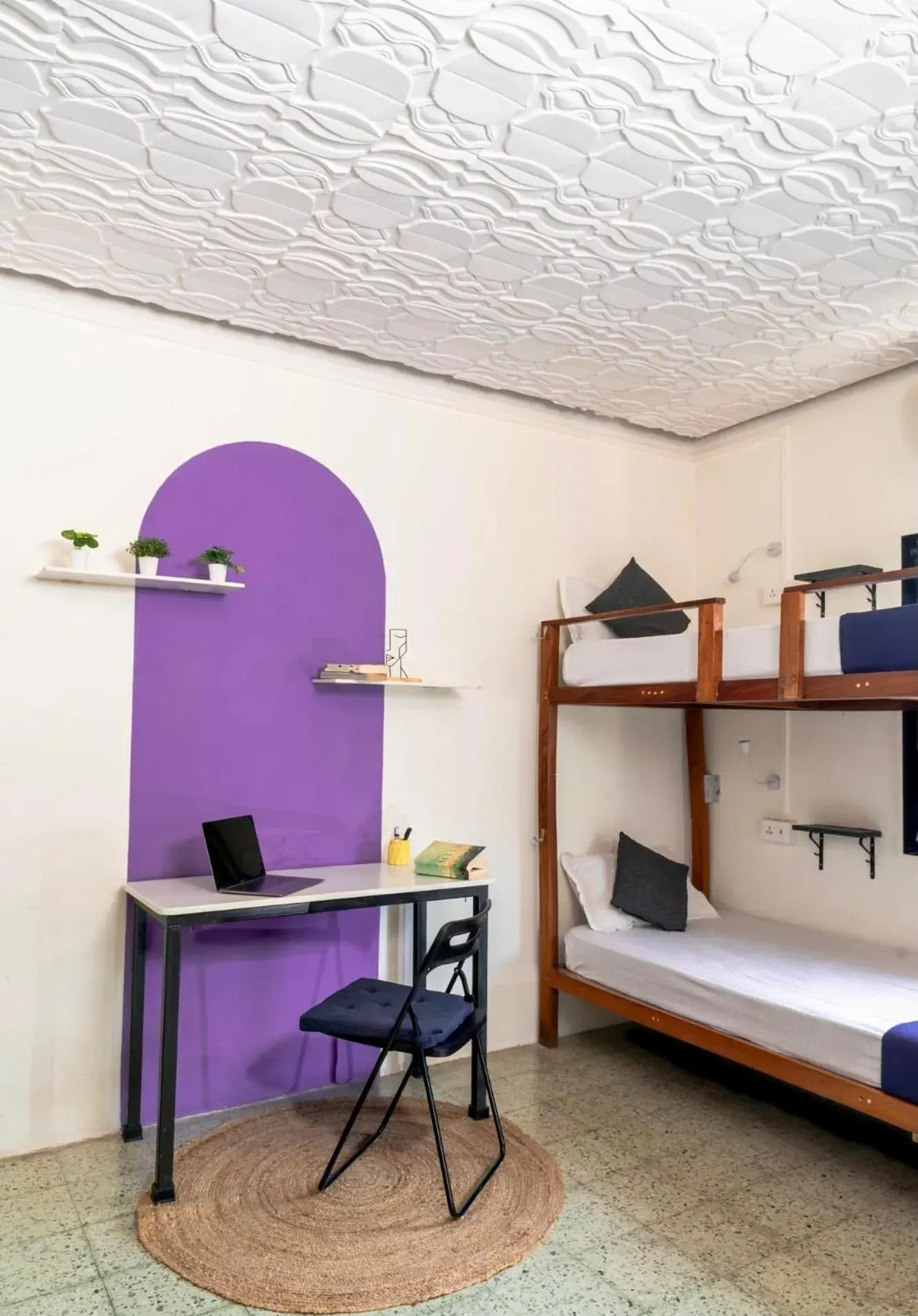 Locomo Hostel OG - Stay Work Eat Locomo Hostel OG - Stay Work Eat