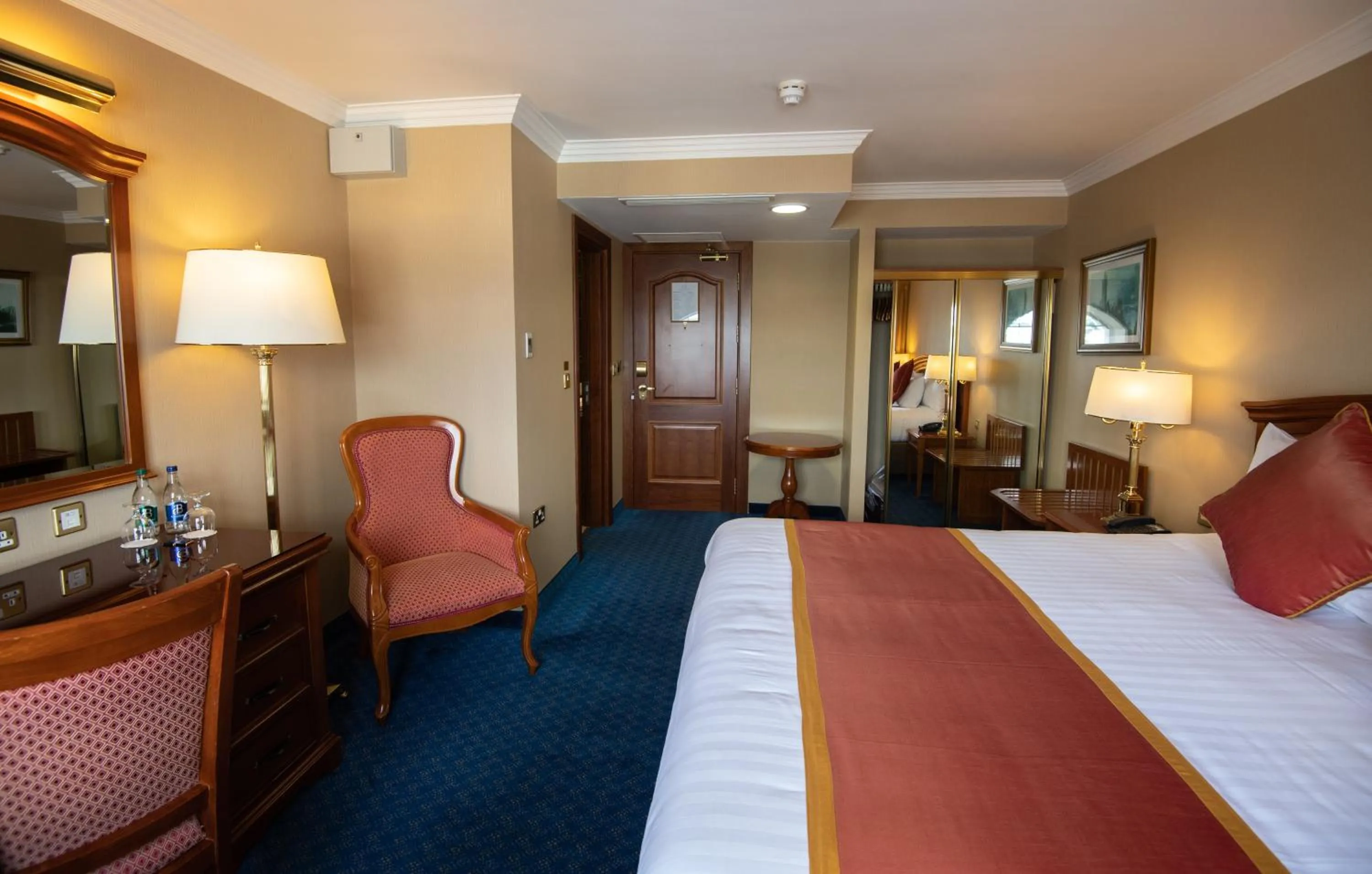 Bed in Killarney Towers Hotel & Leisure Centre