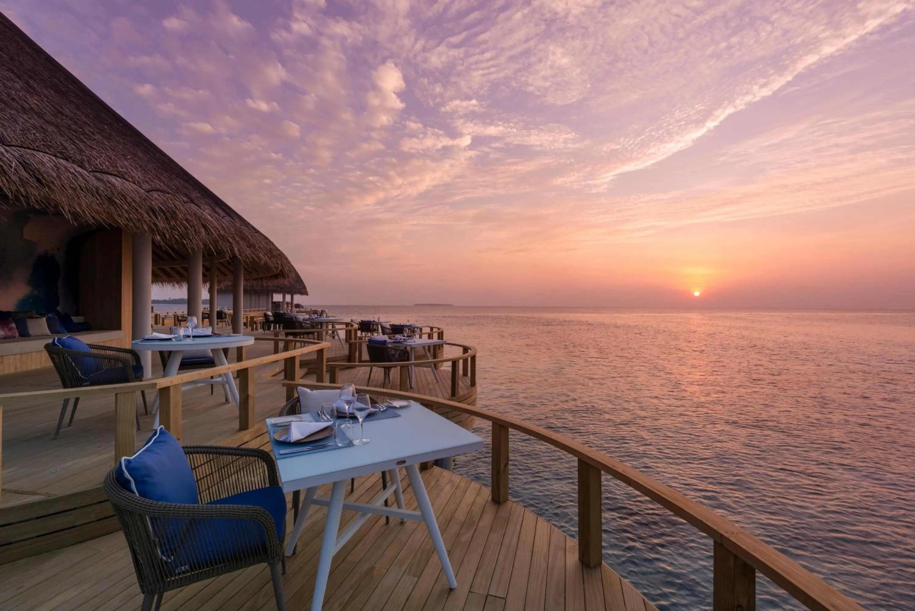 Restaurant/places to eat in Emerald Faarufushi Resort & Spa - Deluxe All Inclusive