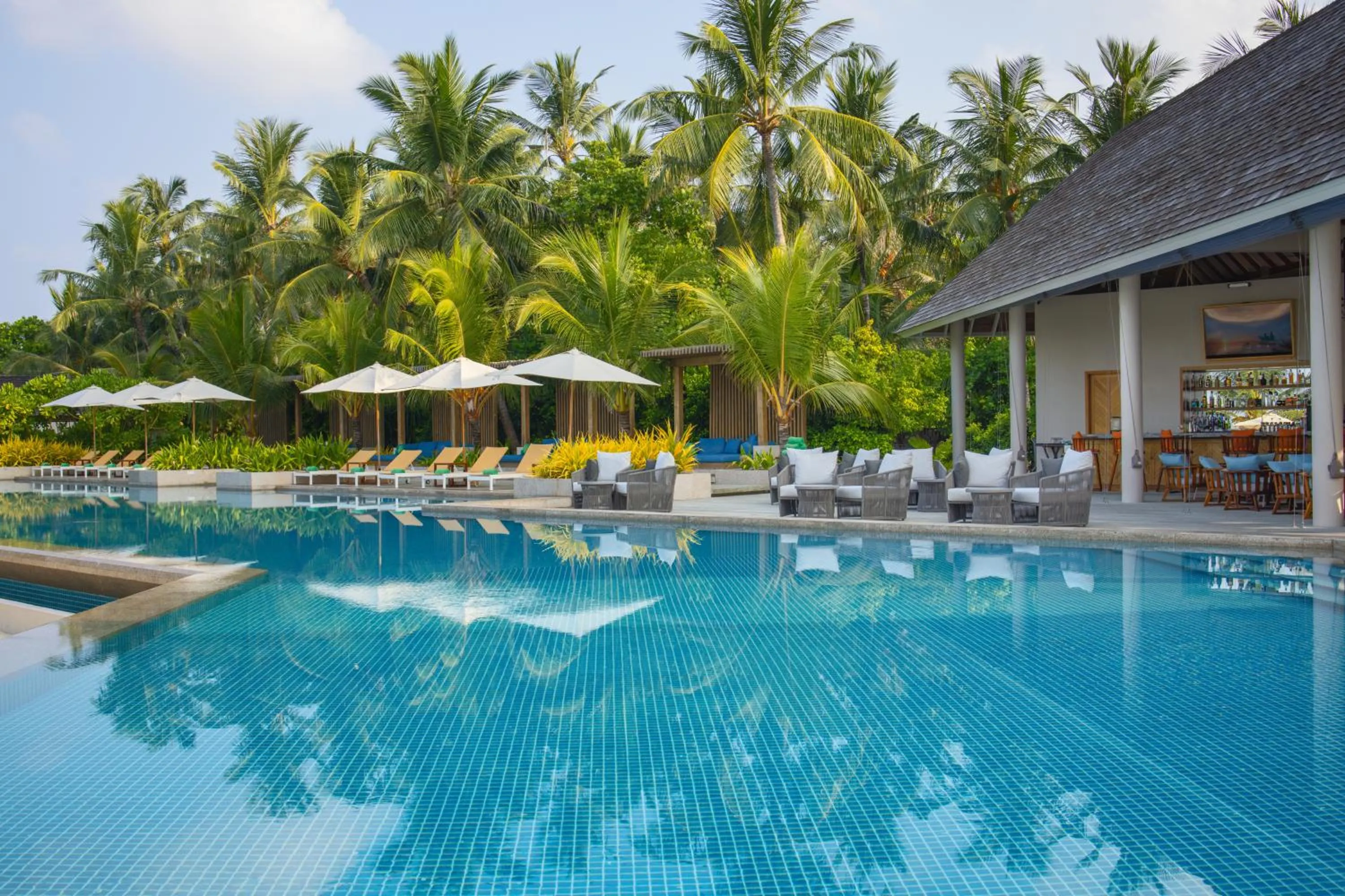 Day in Emerald Faarufushi Resort & Spa - Deluxe All Inclusive