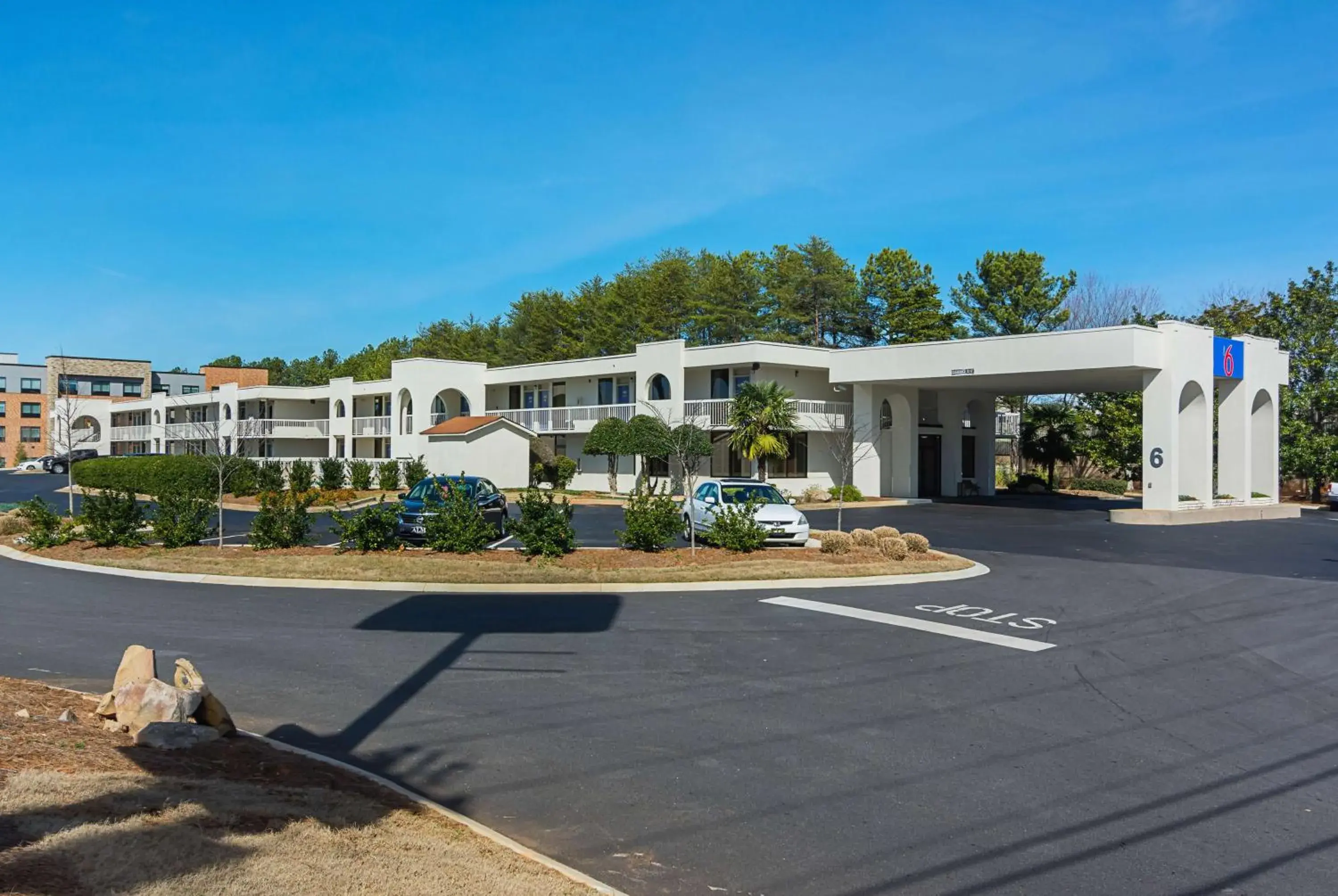 Property Building in Motel 6-Newnan, GA