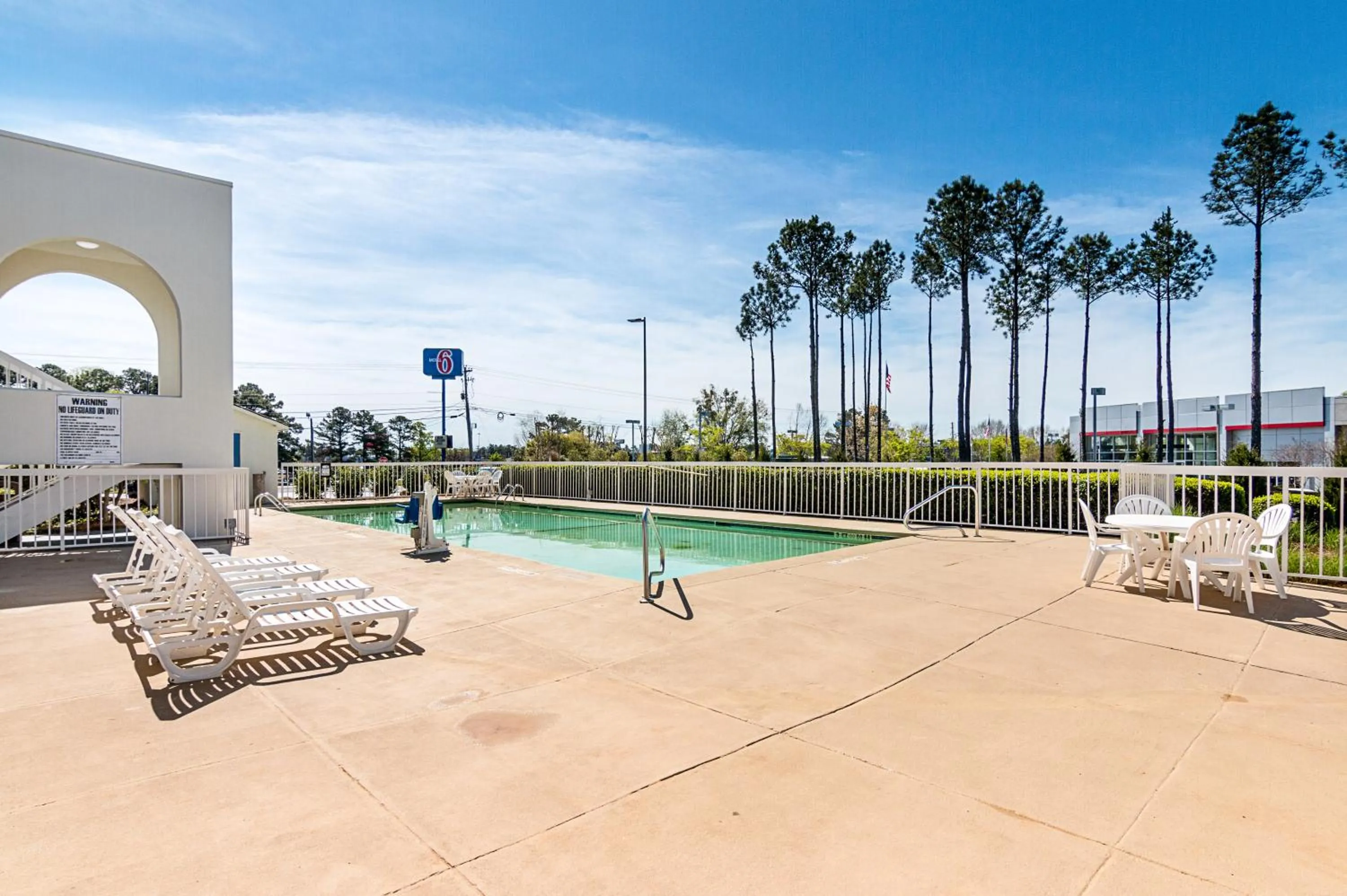 Swimming pool in Motel 6-Newnan, GA