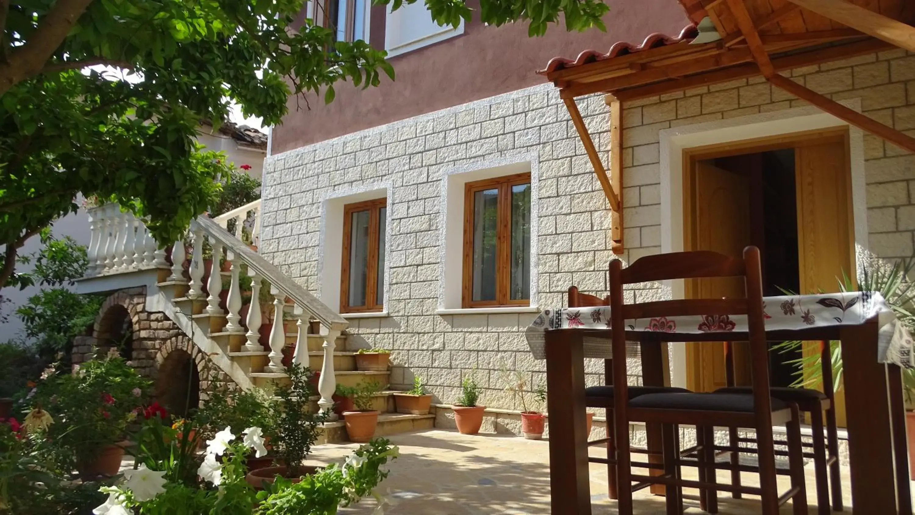 Apartment with Garden View in Guesthouse Hlias Gloria Apartment with Garden View in Guesthouse Hlias Gloria