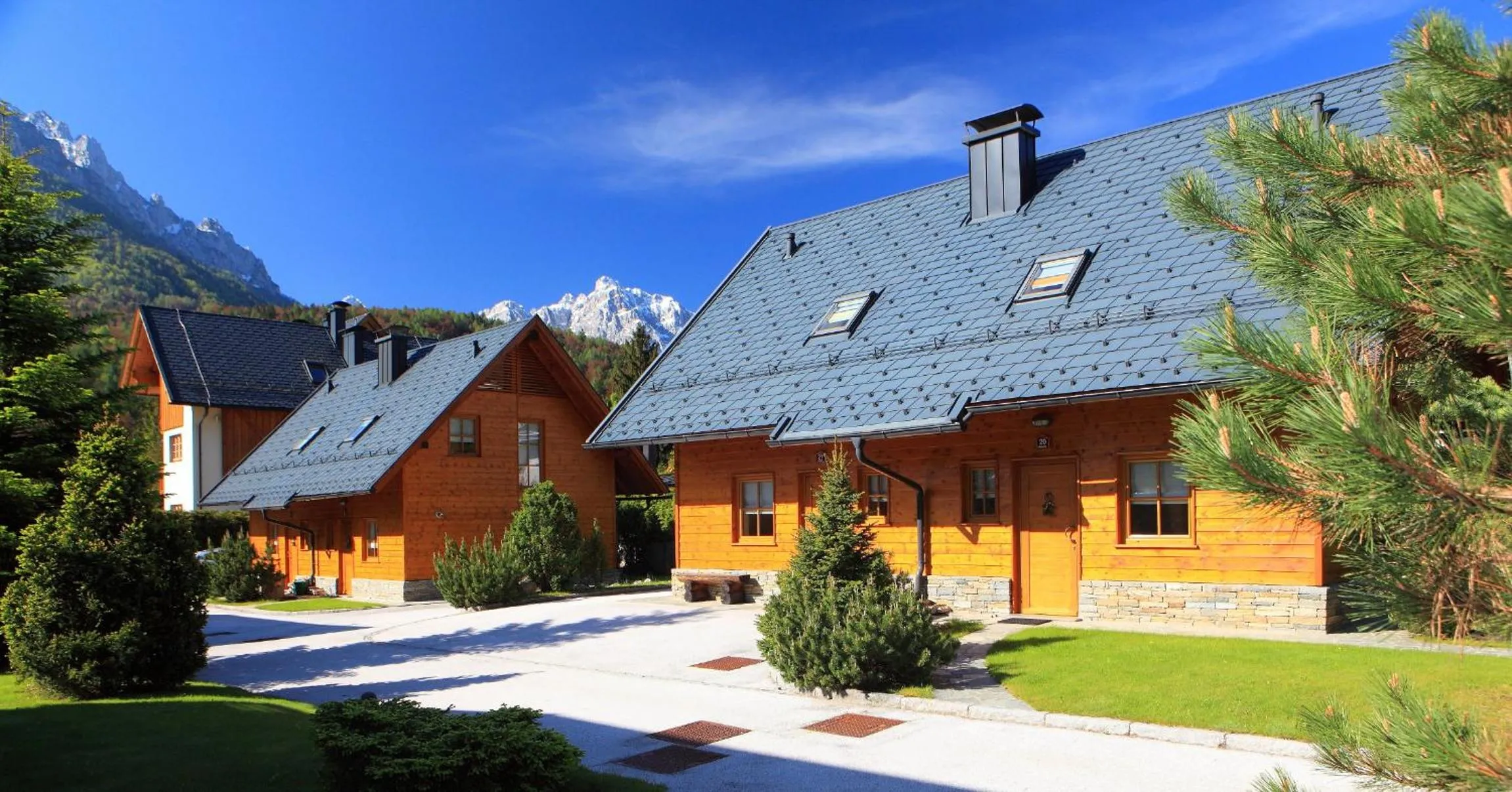 Kronau Chalet Resort