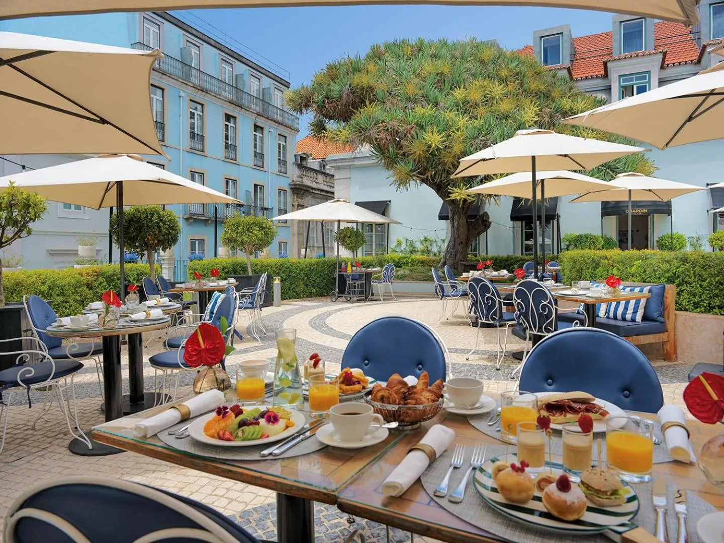 Food and drinks in The One Palácio da Anunciada