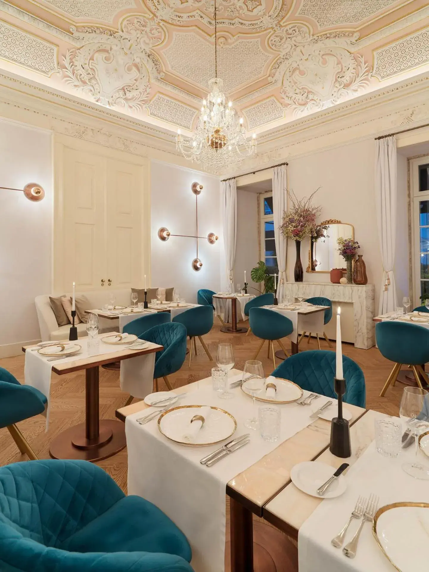 Restaurant/places to eat in The One Palácio da Anunciada Restaurant/places to eat in The One Palácio da Anunciada