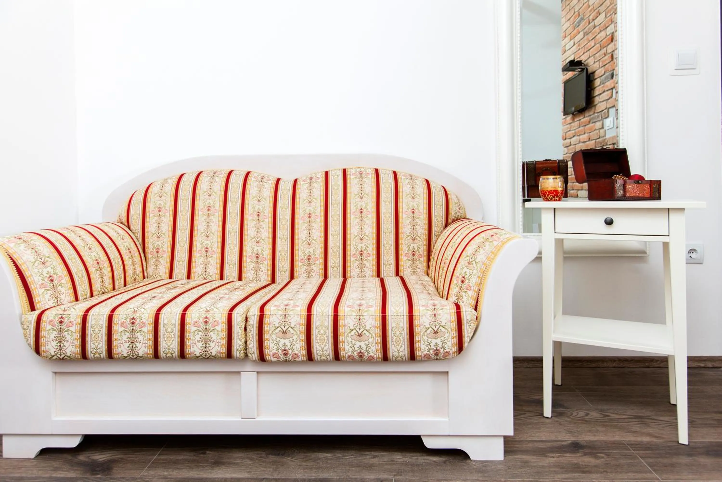 Seating area in Prior Suites Split