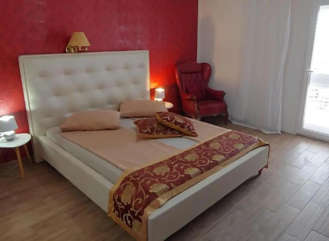 Bedroom, Bed in Villa Senegačnik