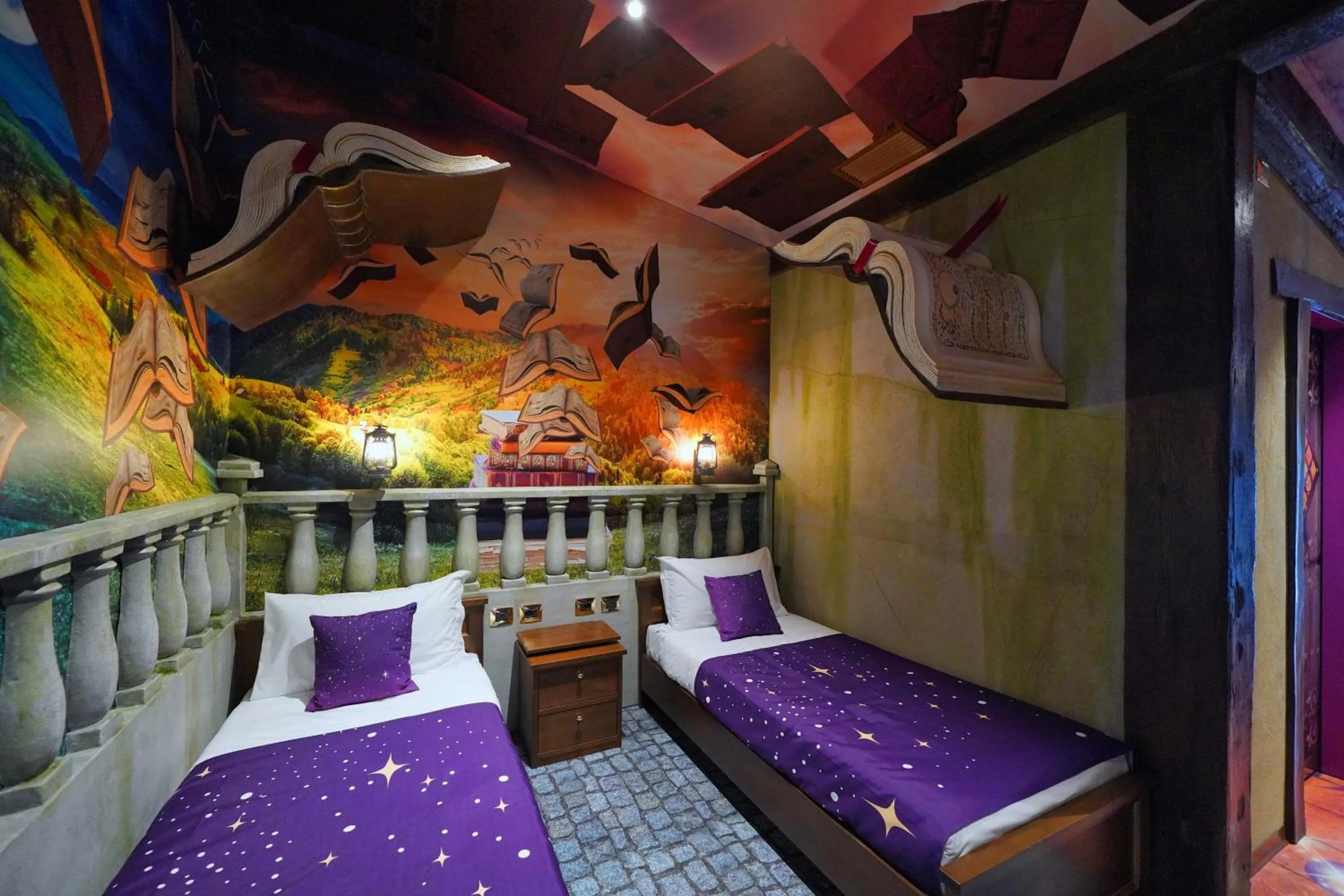 Bedroom, Bed in Gardaland Magic Hotel