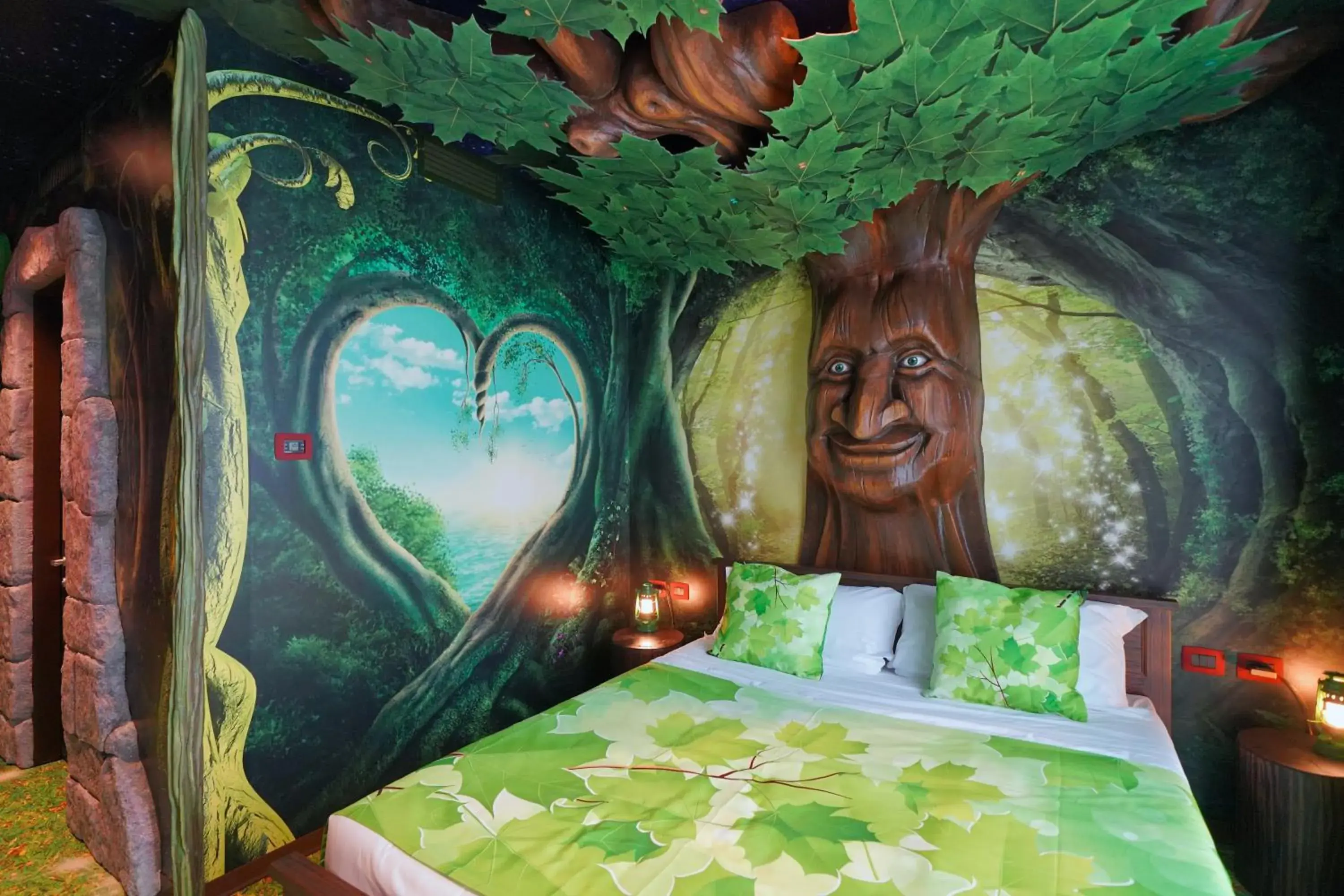 People, Bed in Gardaland Magic Hotel People, Bed in Gardaland Magic Hotel