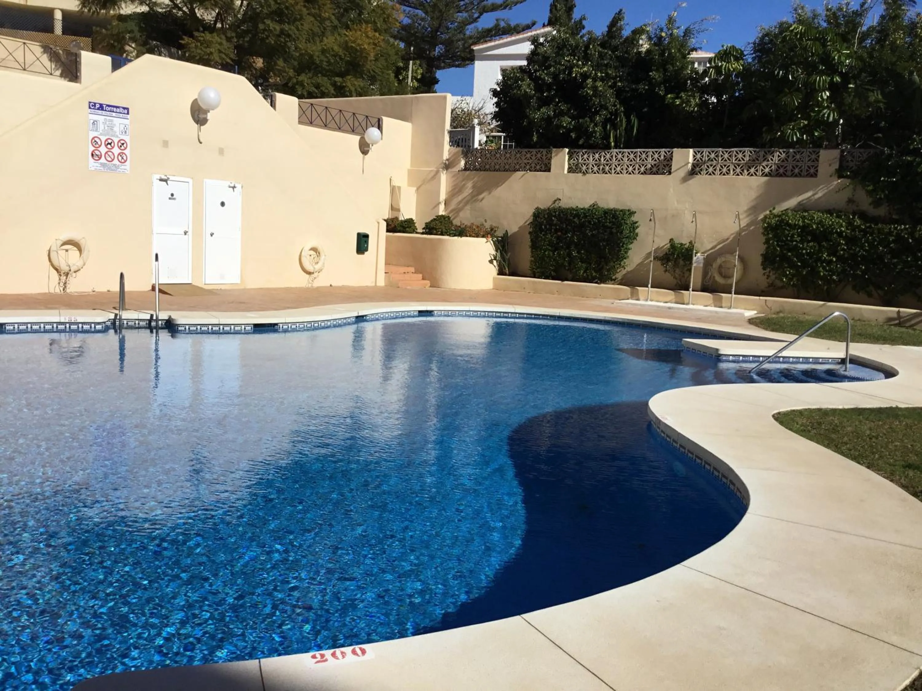 Swimming pool in Fuengirola Apartment