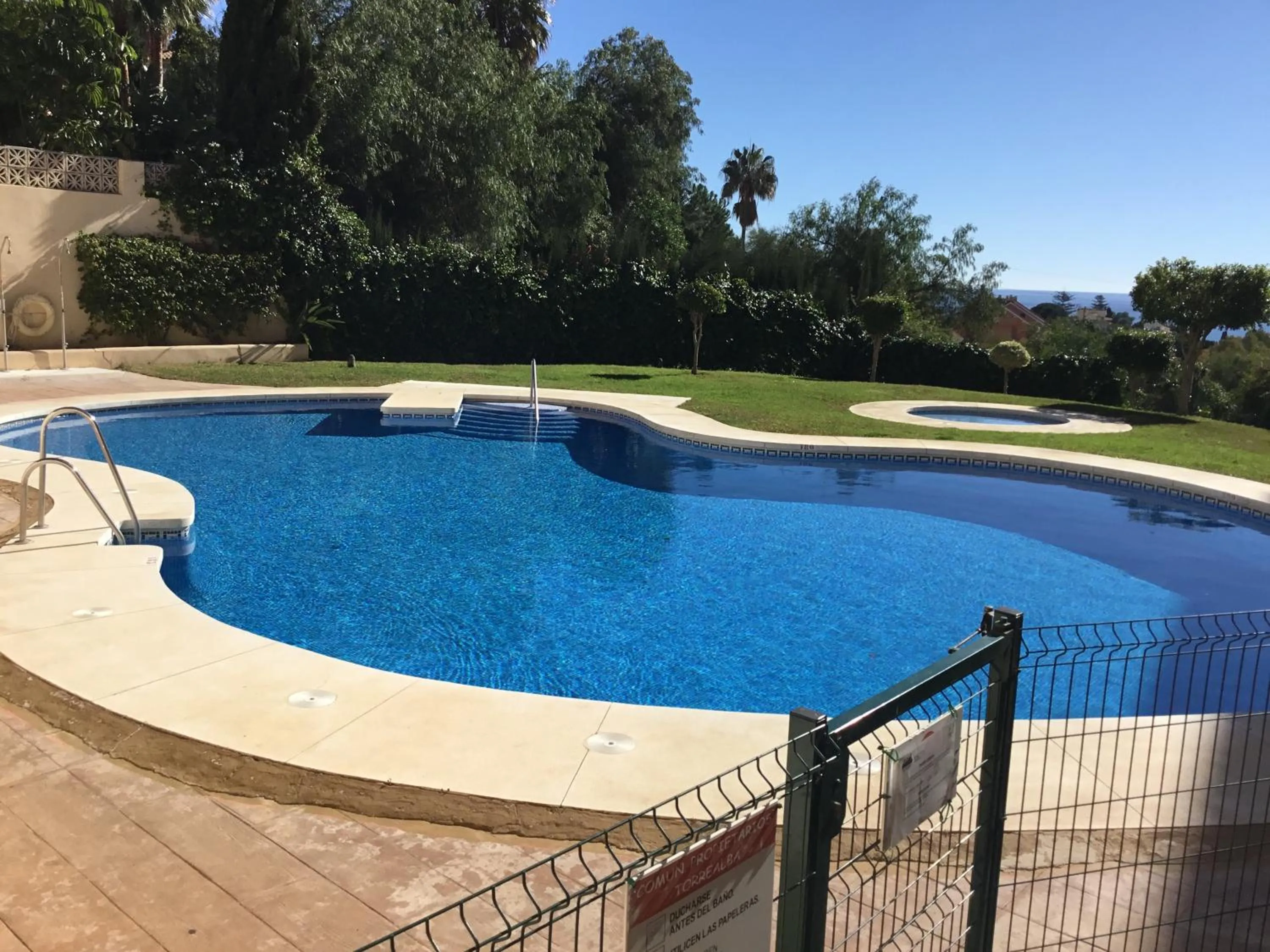 Swimming pool in Fuengirola Apartment