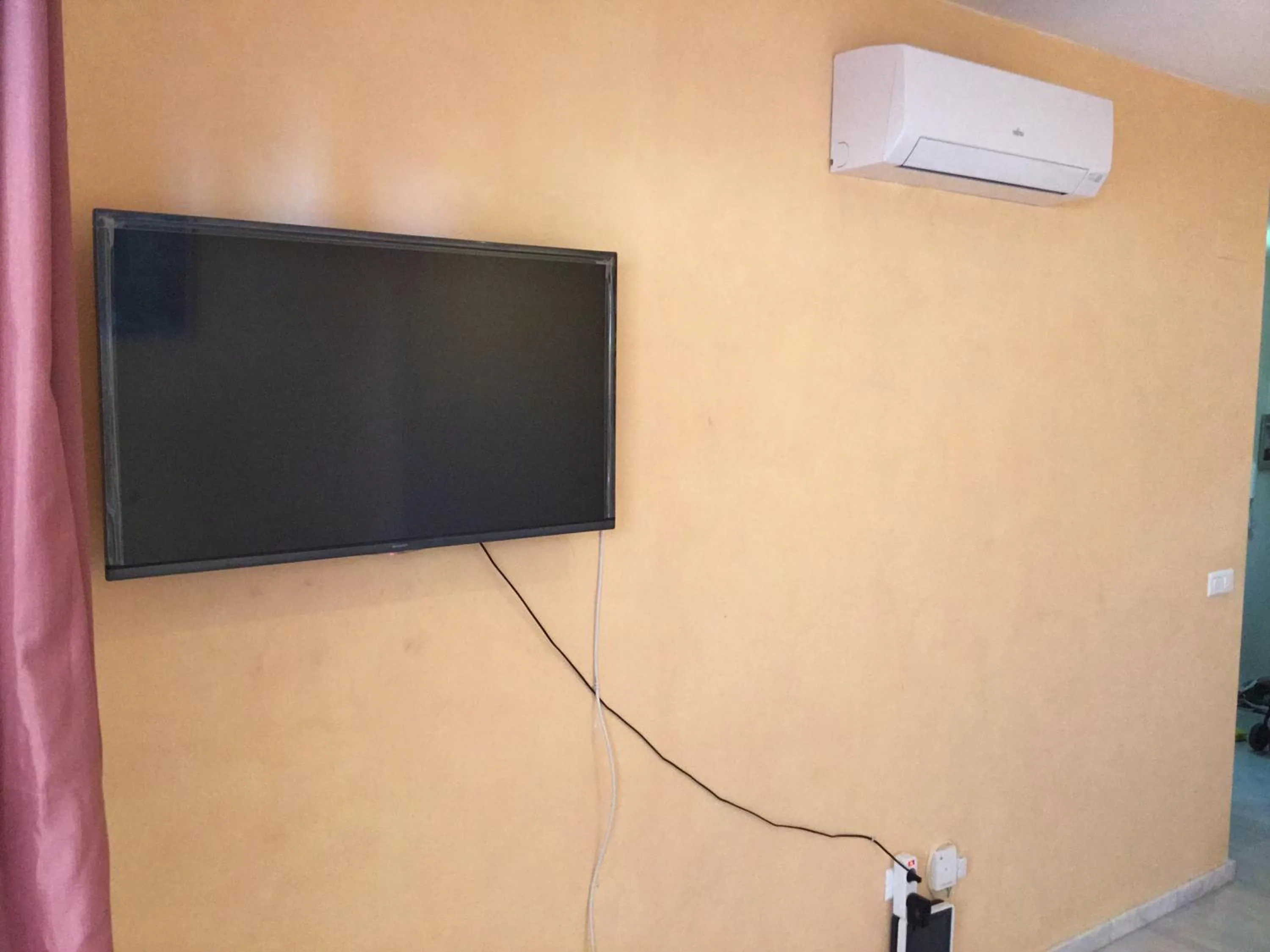 TV and multimedia in Fuengirola Apartment