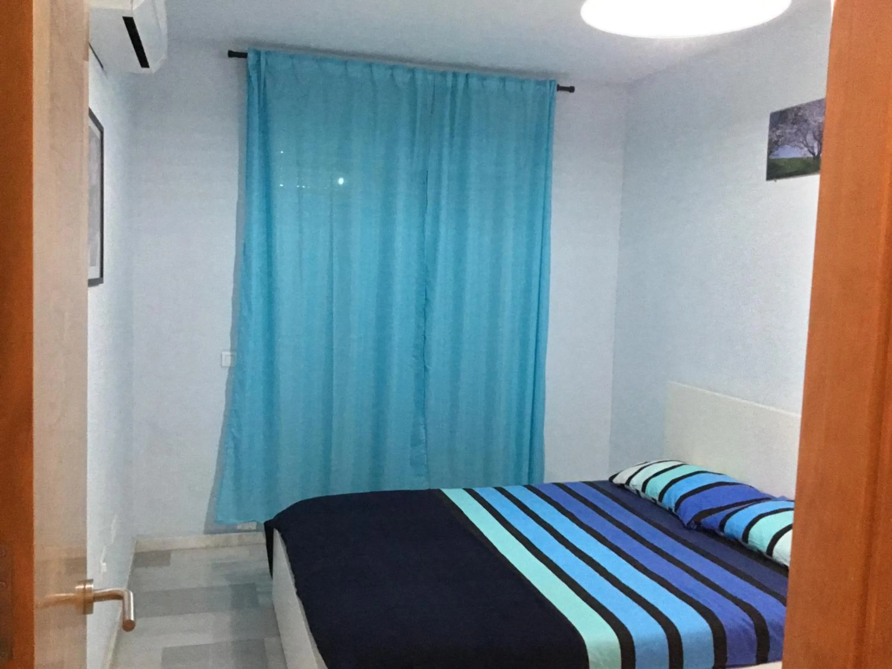 Bedroom, Bed in Fuengirola Apartment