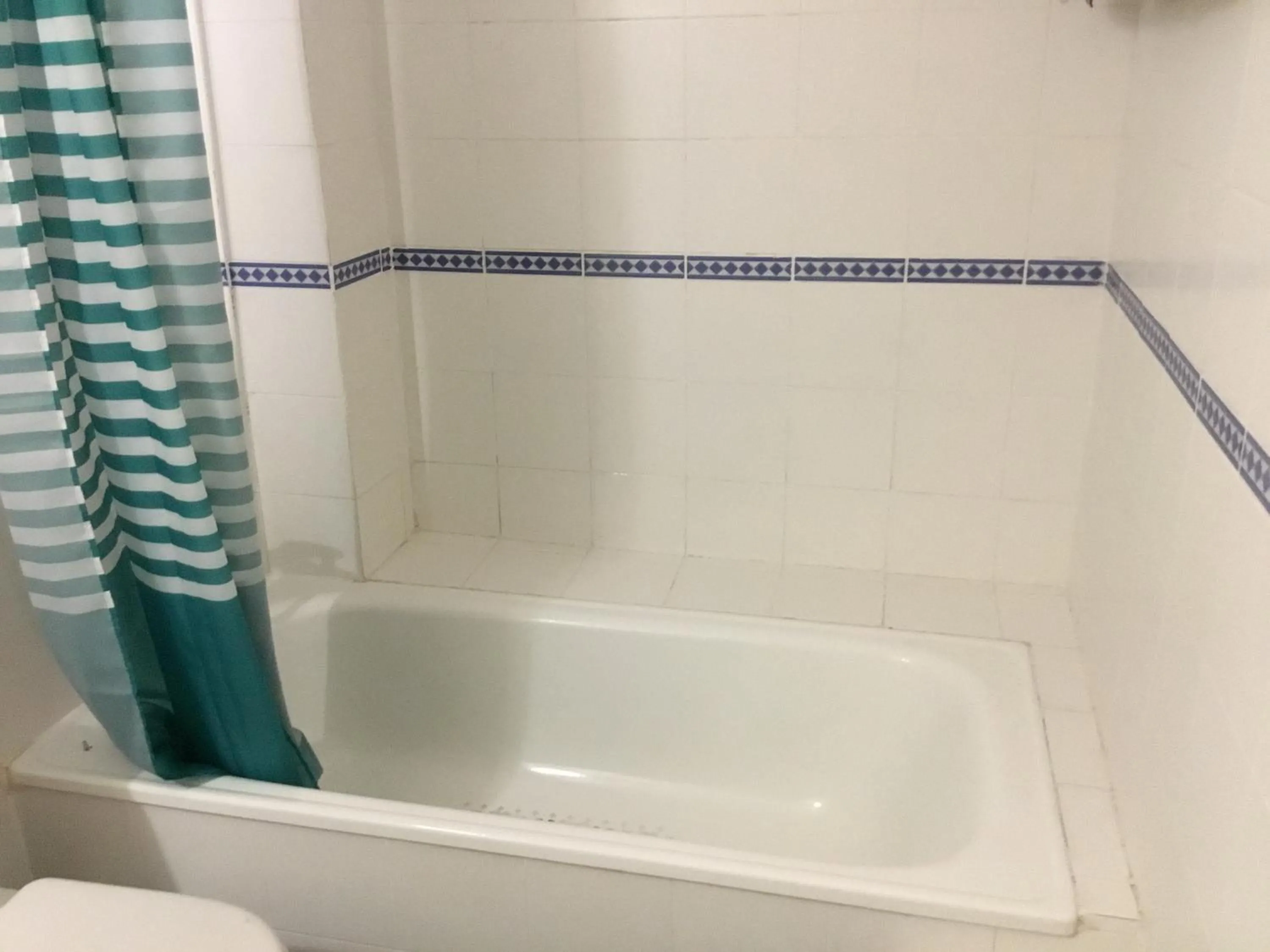 Bath in Fuengirola Apartment