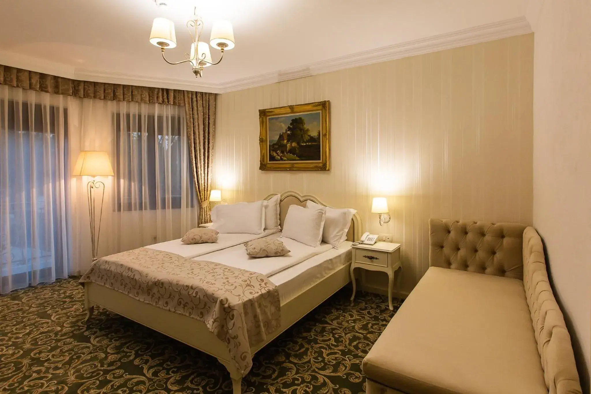 Double Deluxe 4* - single occupancy in Ave, Alba! Double Deluxe 4* - single occupancy in Ave, Alba!