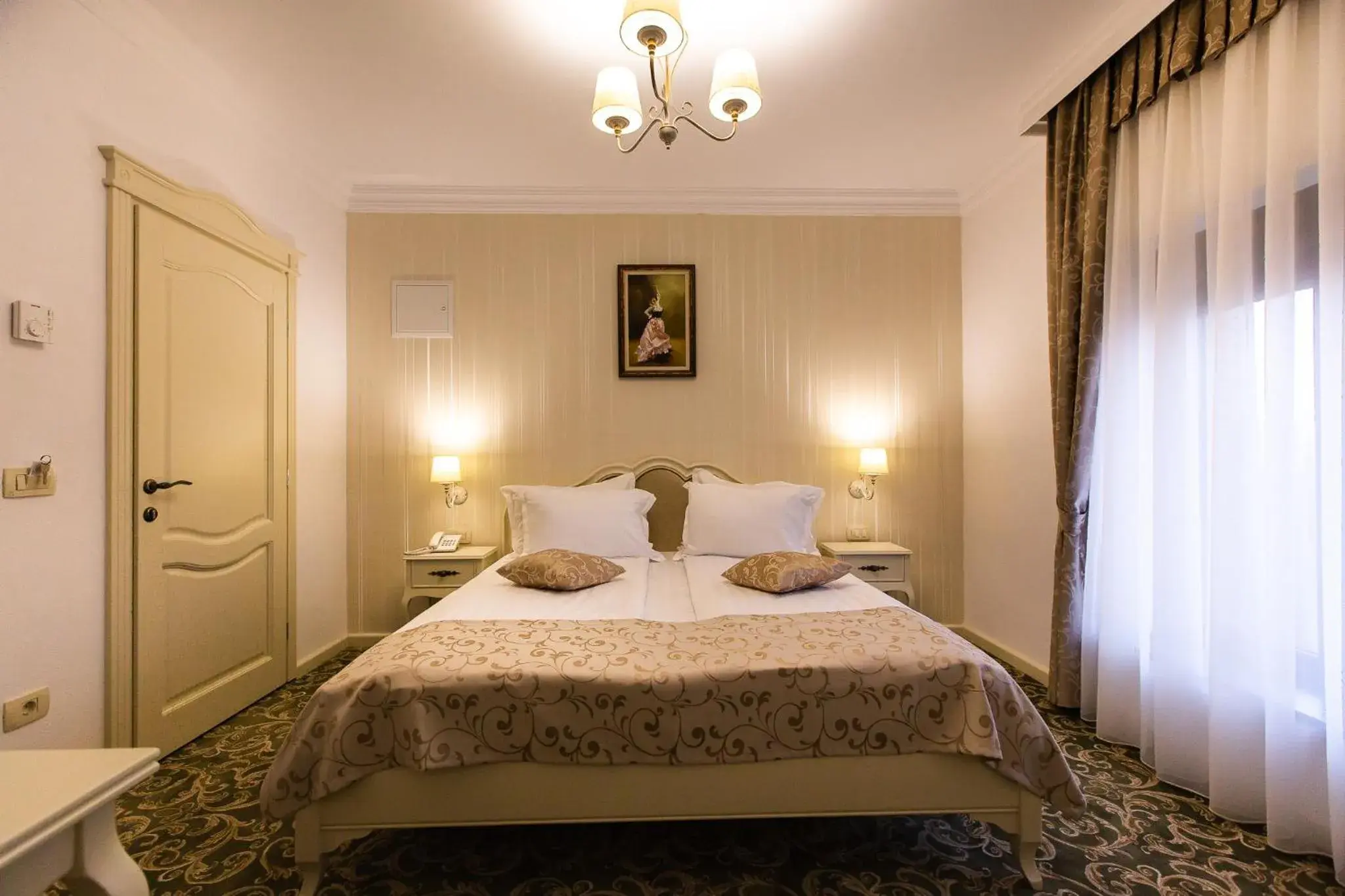 Camera Double 4* - single occupancy in Ave, Alba! Camera Double 4* - single occupancy in Ave, Alba!