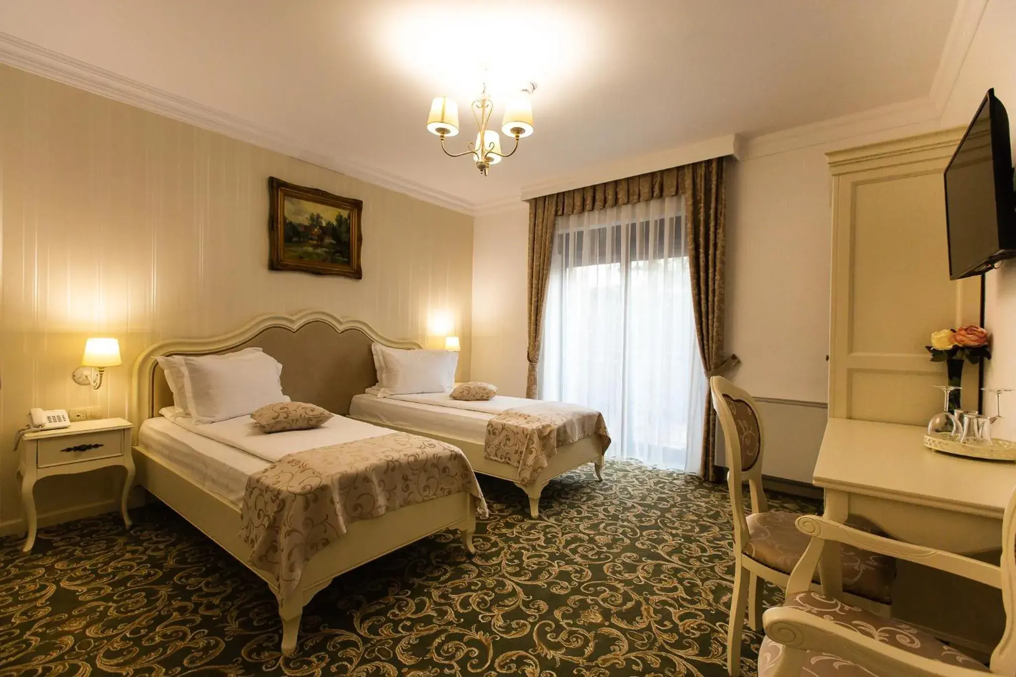 Camera Twin 4* - single occupancy in Ave, Alba! Camera Twin 4* - single occupancy in Ave, Alba!