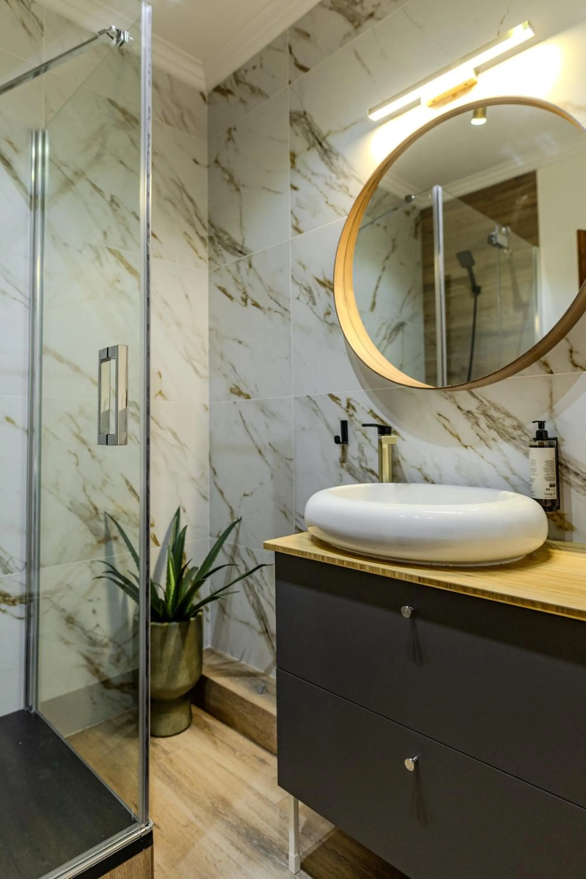 Bathroom in La Maison de Caroline