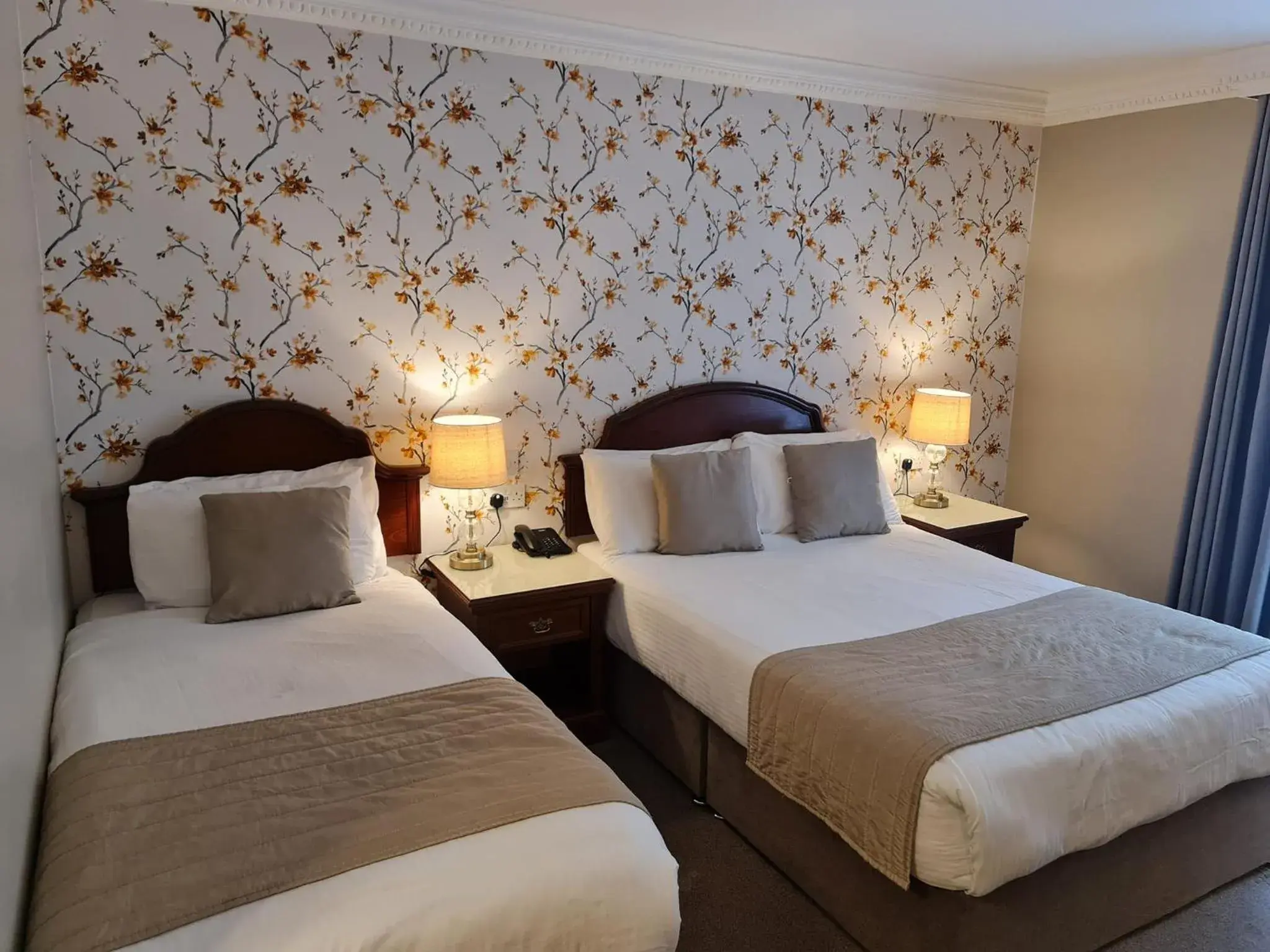 Bed in Central Hotel Donegal Bed in Central Hotel Donegal