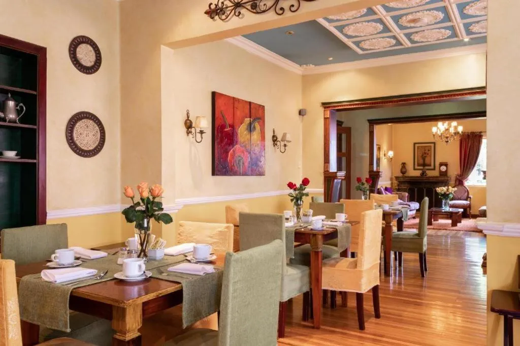 Dining area in Casa Aliso Hotel Boutique